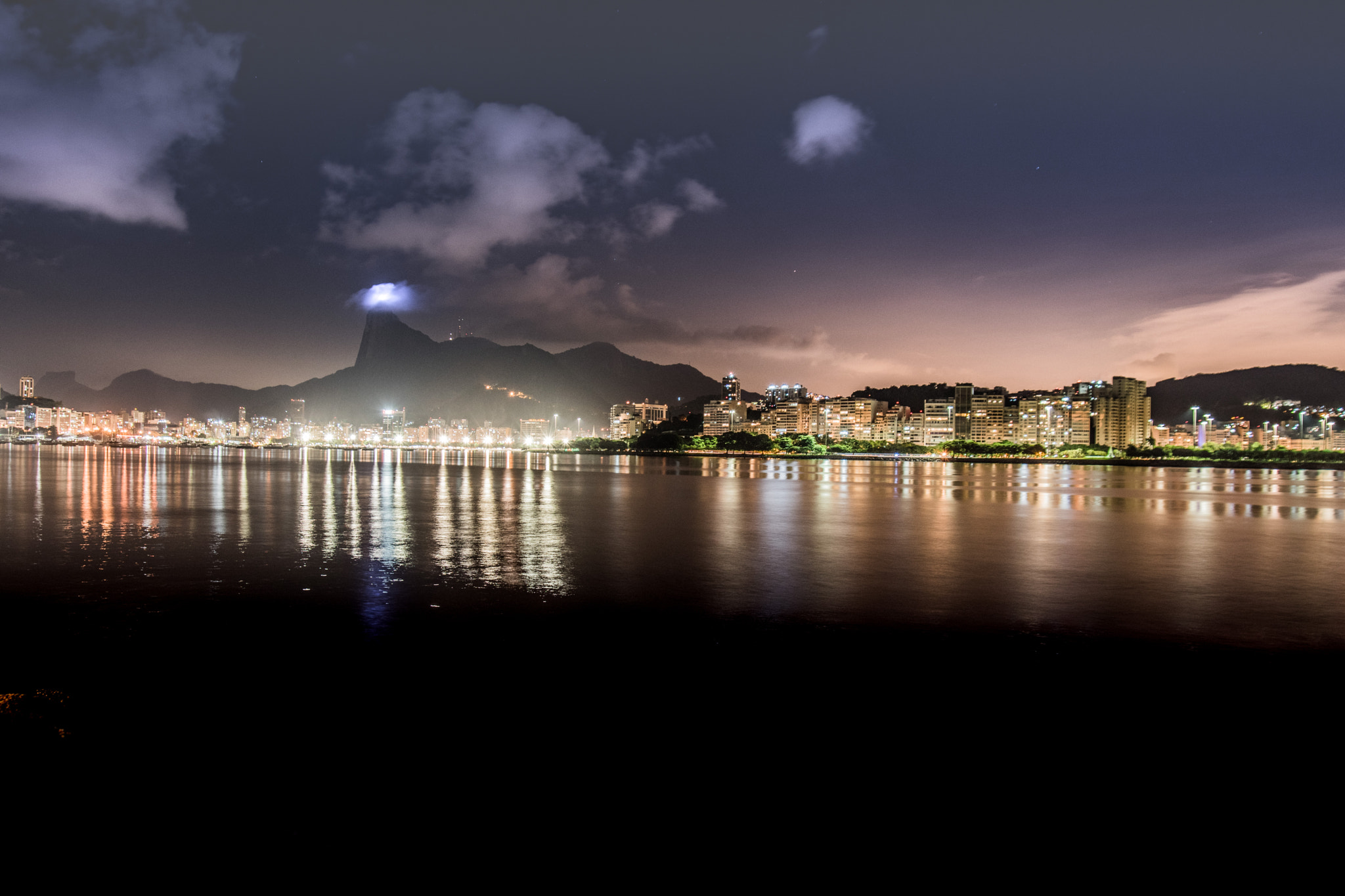 Sigma 17-35mm F2.8-4 EX DG  Aspherical HSM sample photo. Urca - rj - brazil - hdr photography