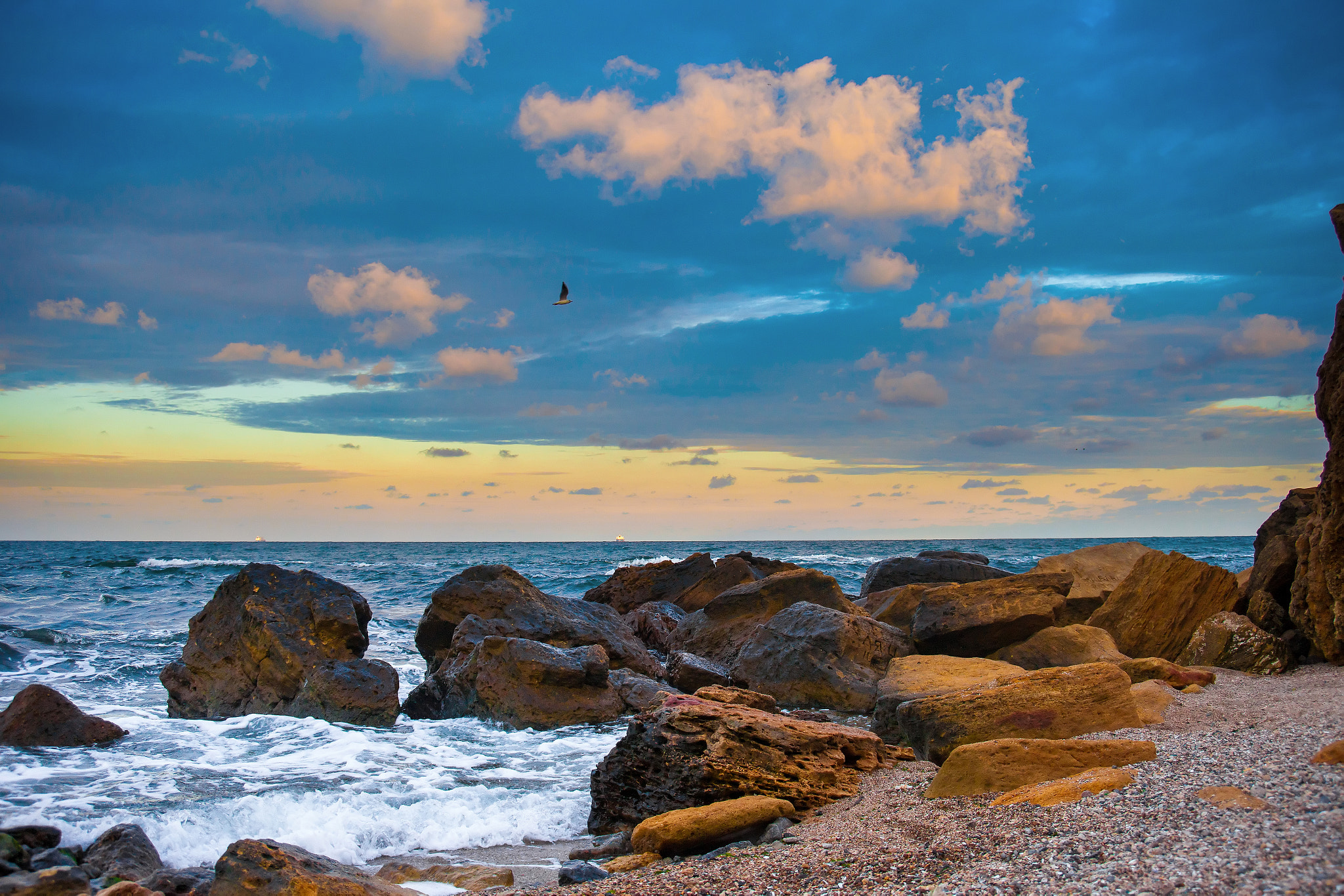 Canon EF 35-105mm f/3.5-4.5 sample photo. Sea sunset photography