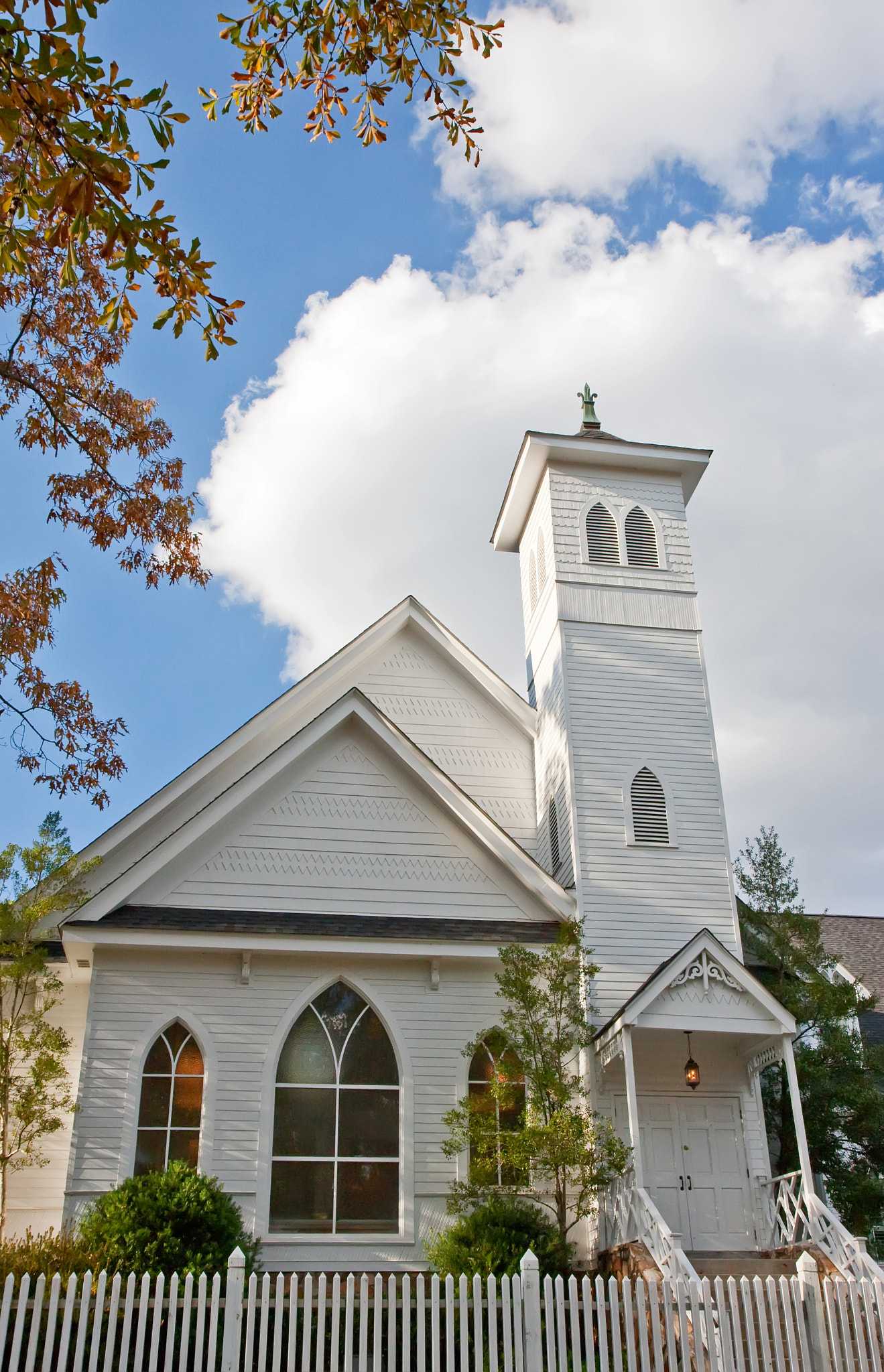 Canon EOS 40D + Canon EF-S 17-55mm F2.8 IS USM sample photo. Country church photography
