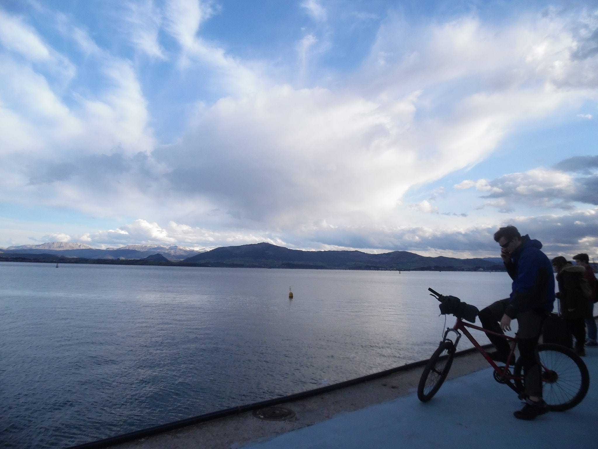 Samsung WB35F/WB36F/WB37F sample photo. Ciclista de agua photography