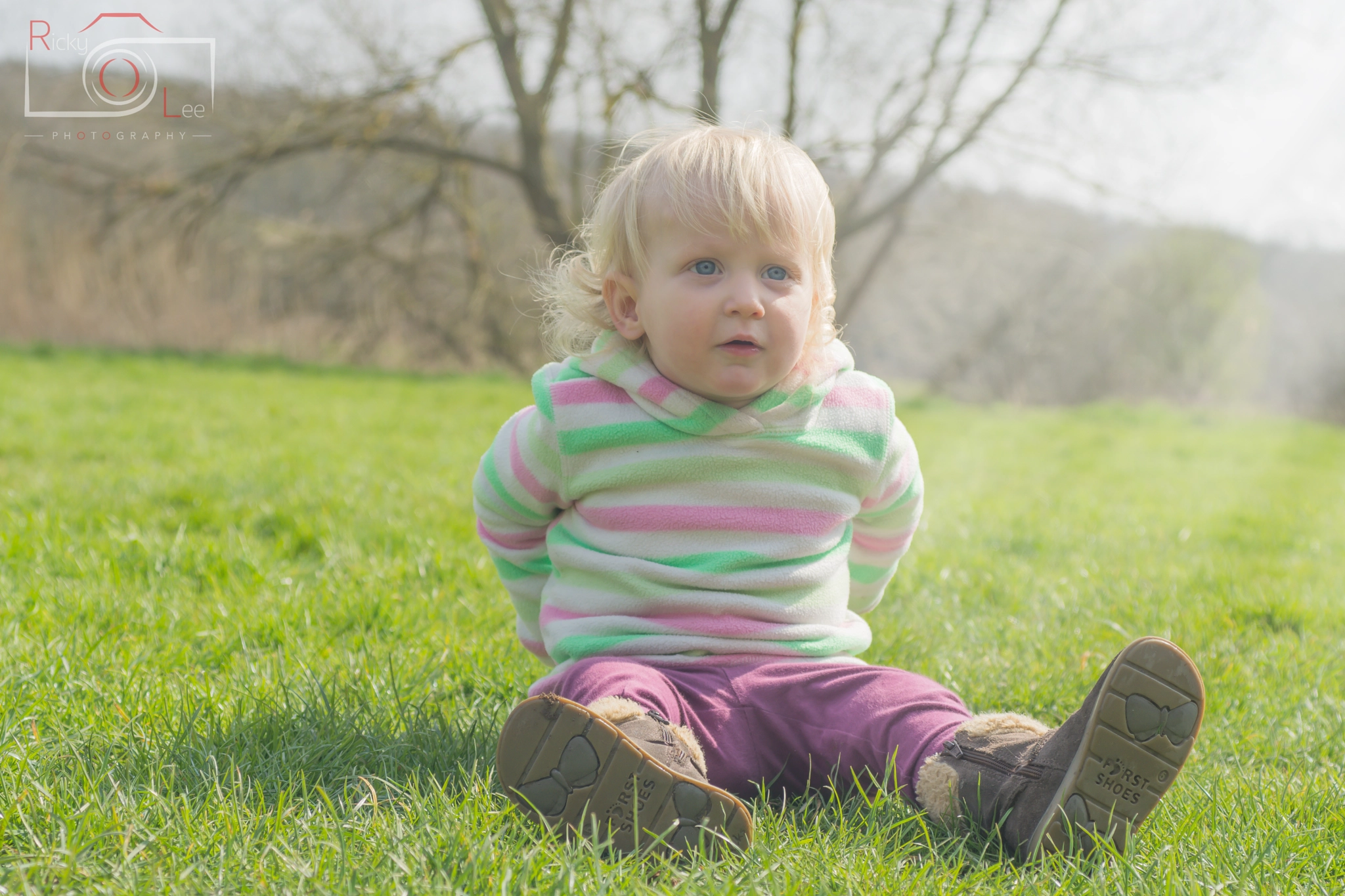 Sigma 24-70mm F2.8 EX DG Macro sample photo. Gorgeous little ellie photography