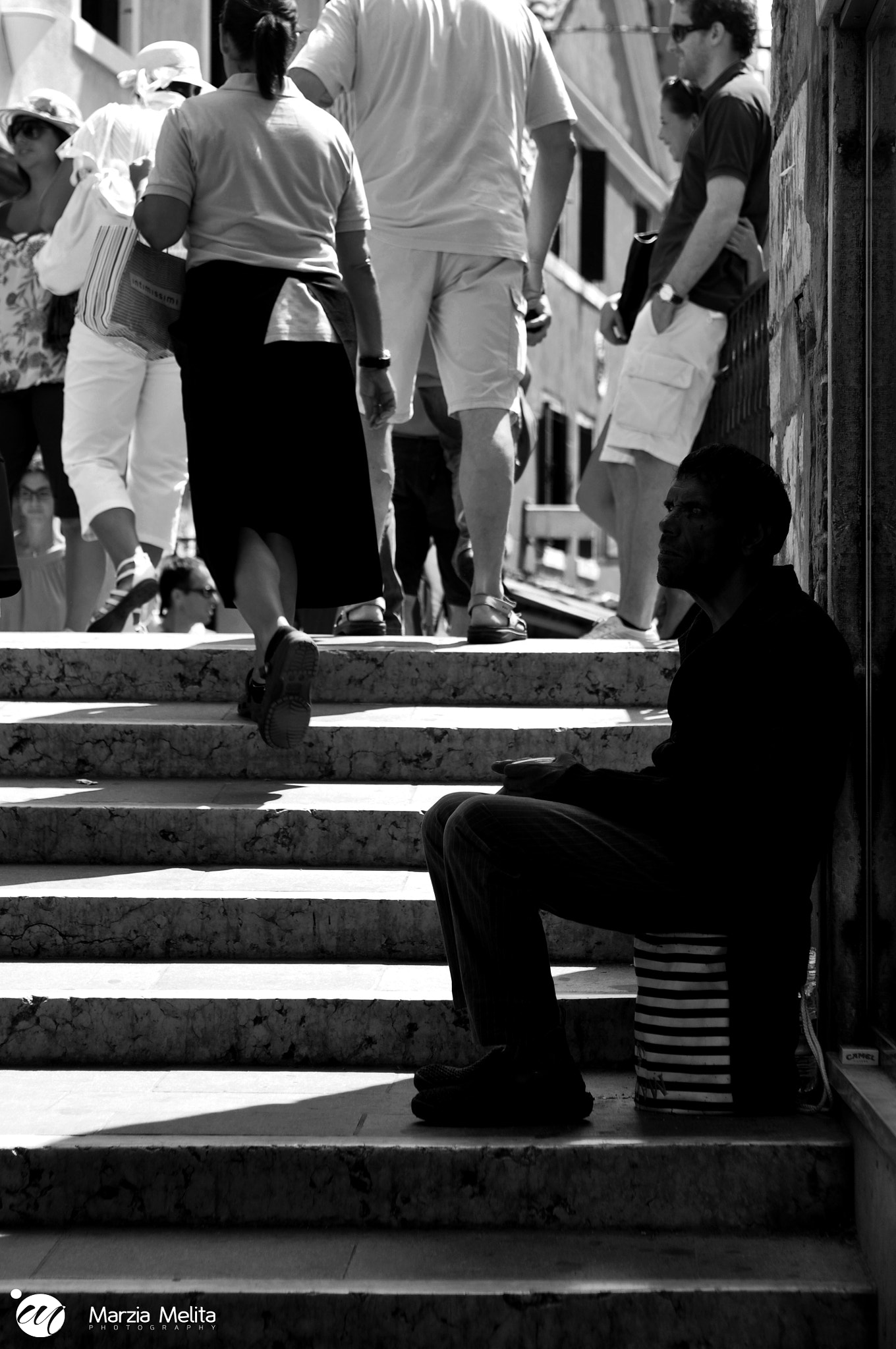 AF Zoom-Nikkor 35-70mm f/2.8 sample photo. Left in venice photography