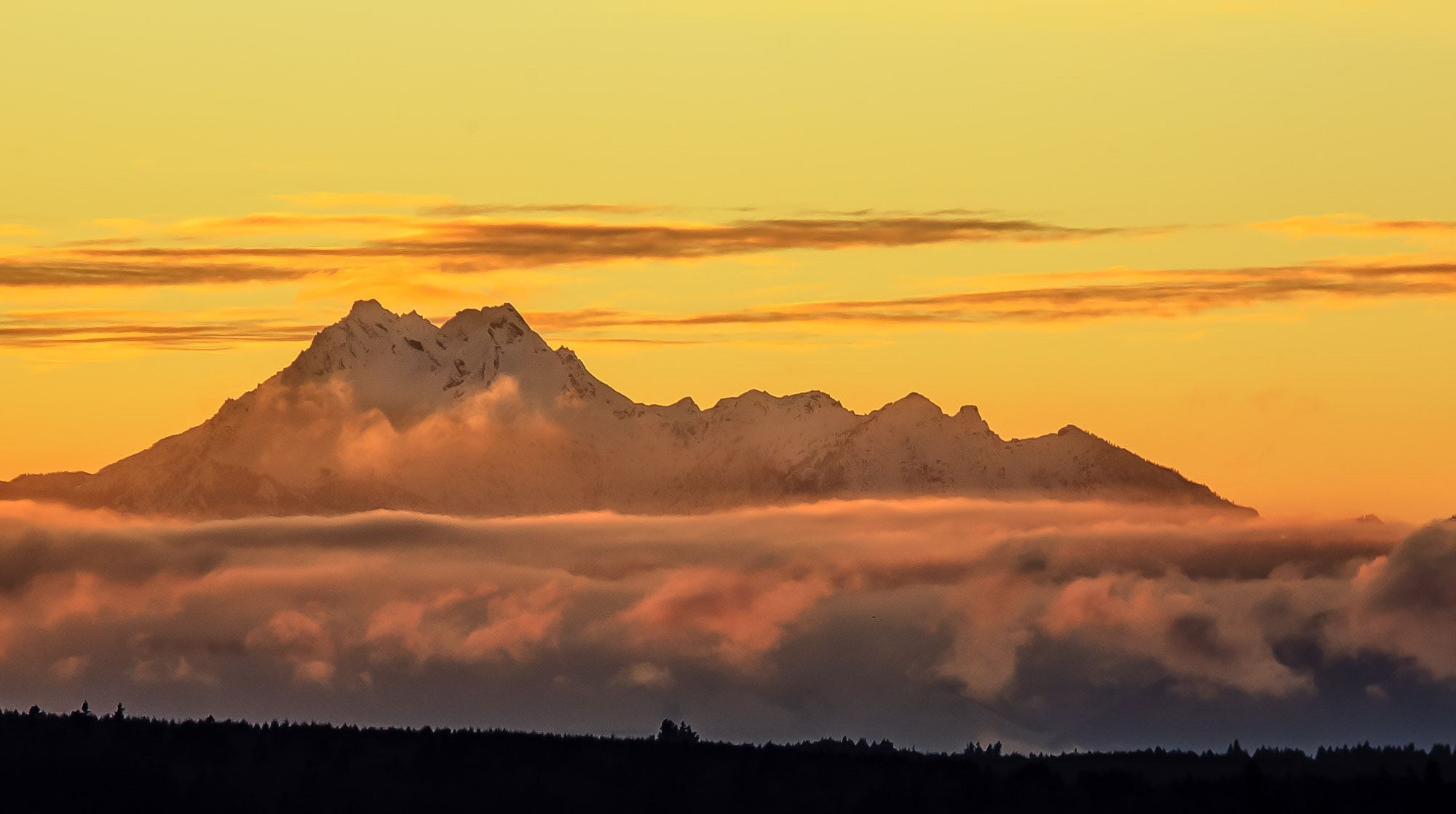 Canon EF 100-400mm F4.5-5.6L IS USM sample photo. The brothers  olympic mt. range photography