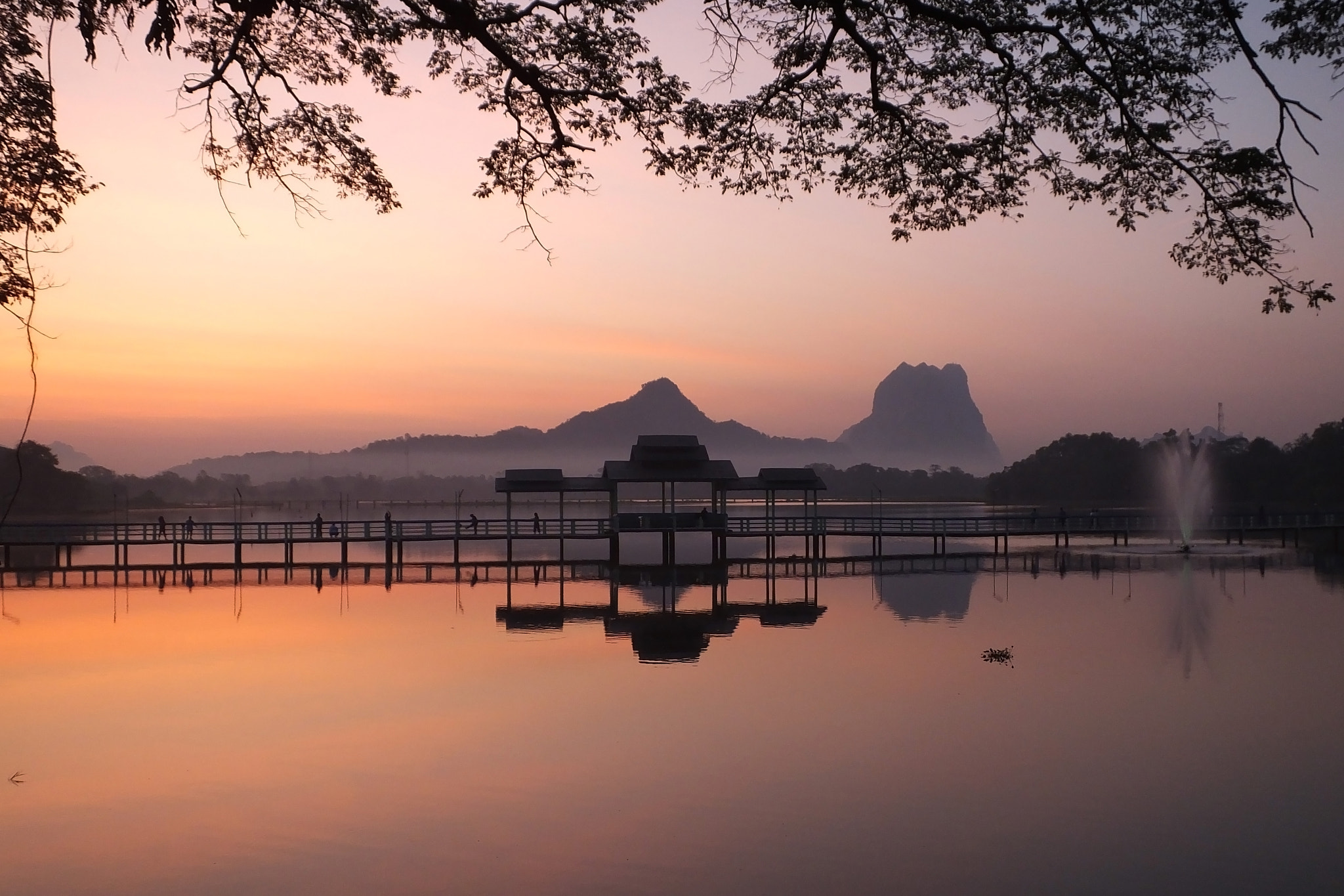 Fujifilm FinePix HS55EXR sample photo. Kan,thar,yar lake kayin state myanmar photography