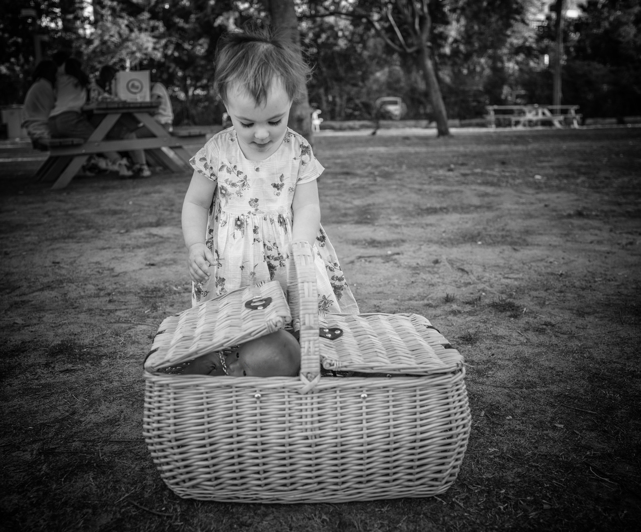 Hasselblad H4D + HC 35 sample photo. Shani and the ugly doll photography