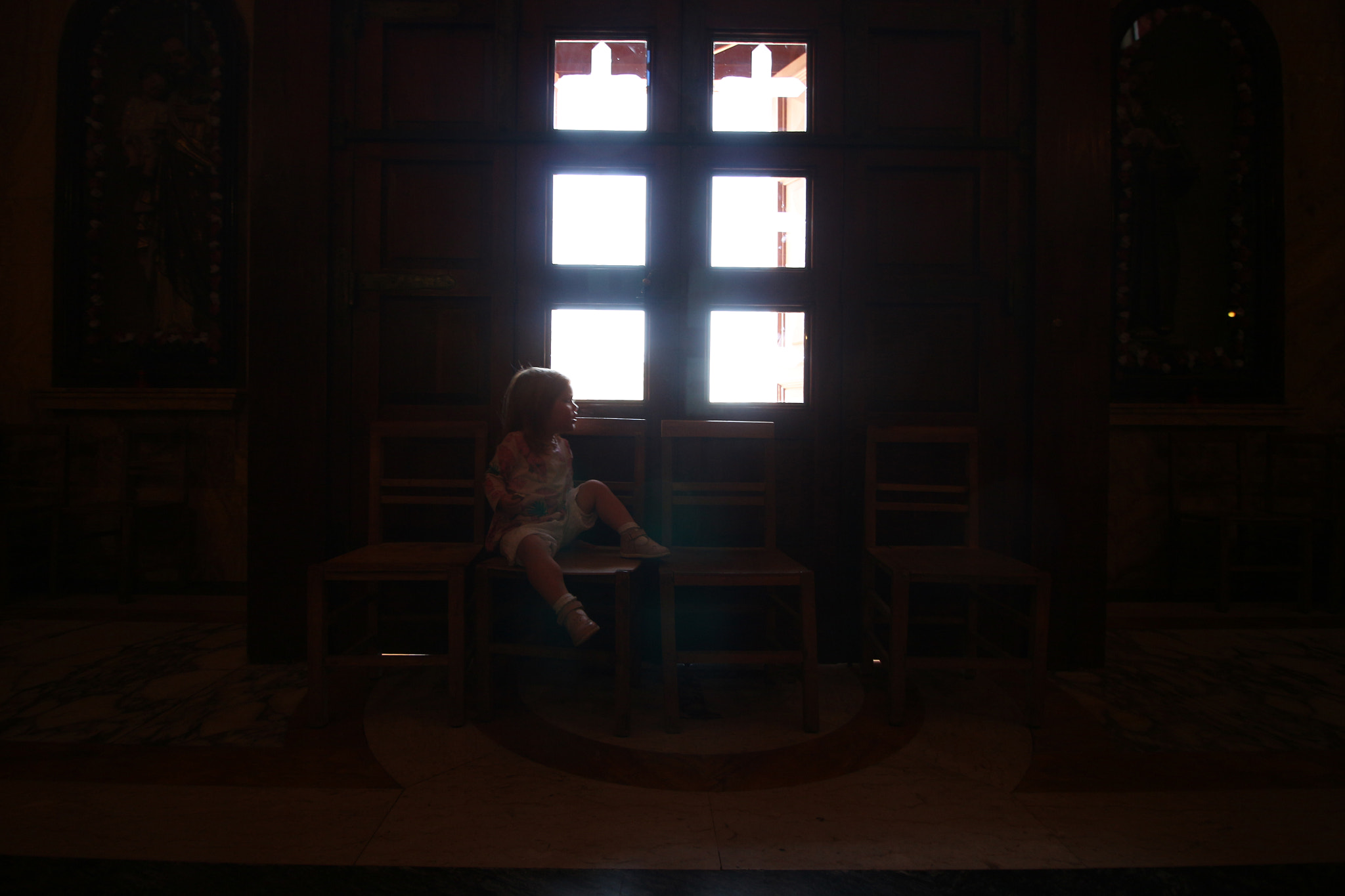 Canon EF-S 10-18mm F4.5–5.6 IS STM sample photo. Church window photography