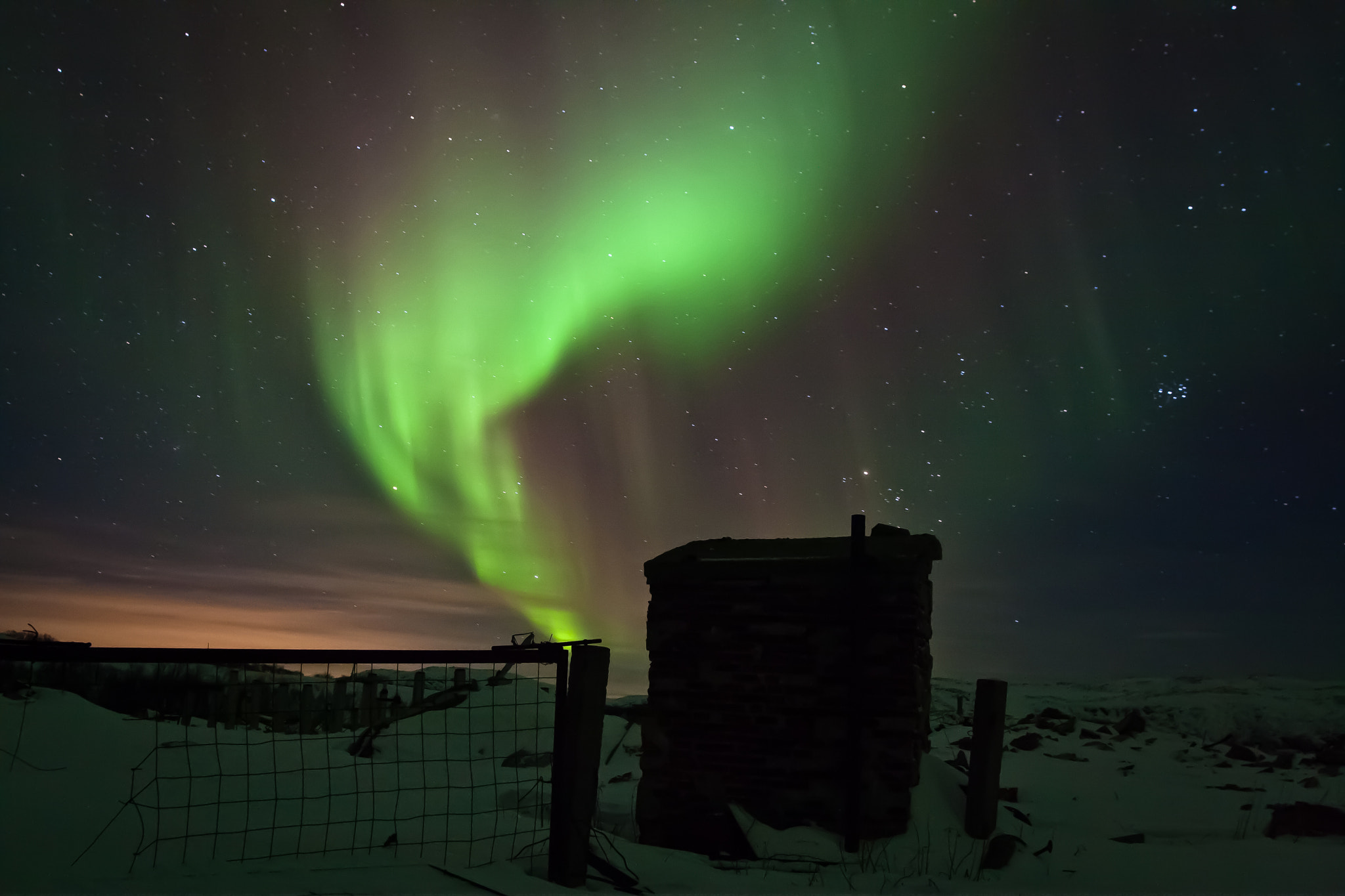 Canon EOS 40D + Sigma 20mm EX f/1.8 sample photo. Polar dawn photography
