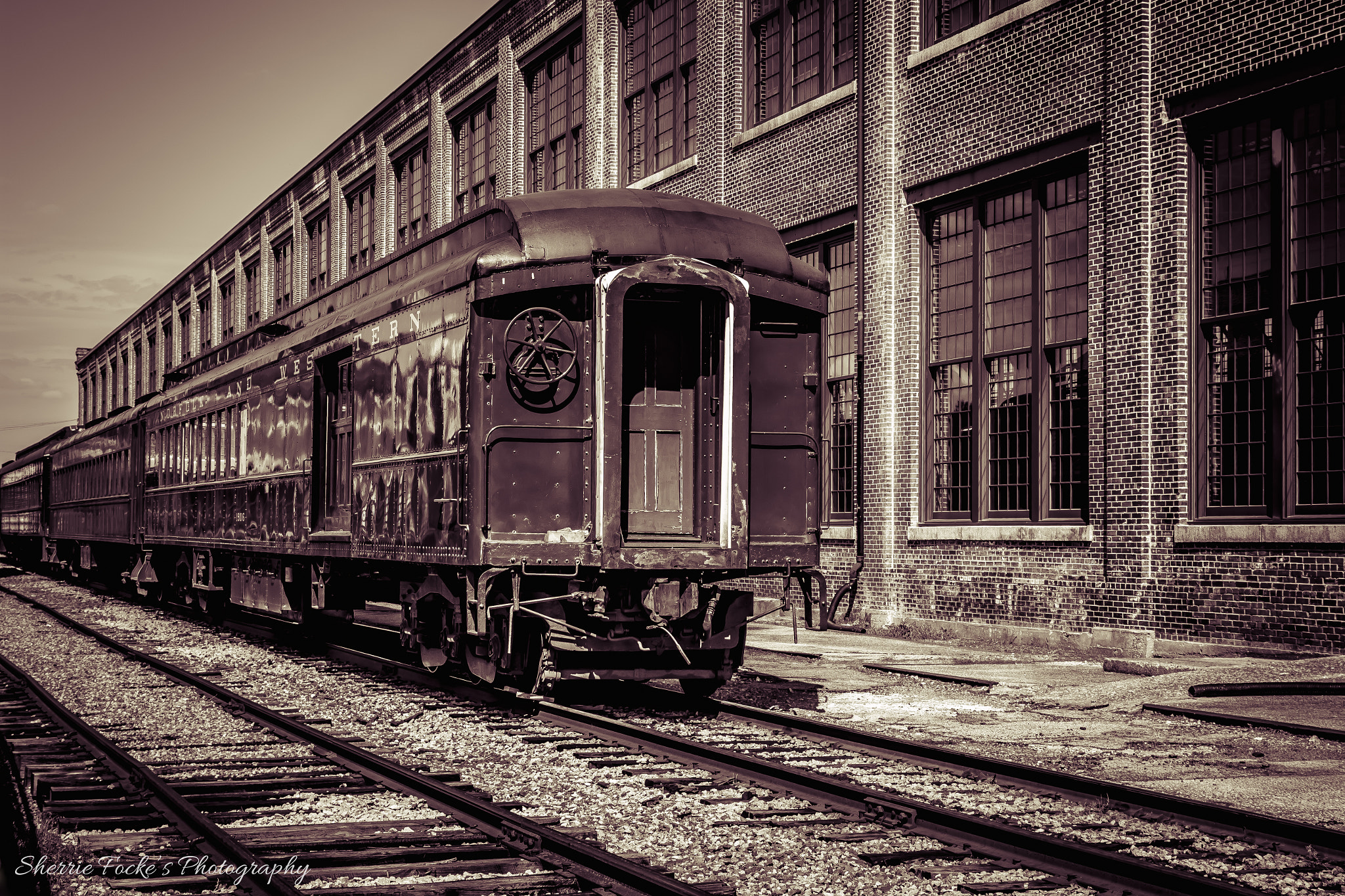 Canon EOS 600D (Rebel EOS T3i / EOS Kiss X5) + Canon EF 24-70mm F2.8L II USM sample photo. Nc transportation museum sepia front track photography
