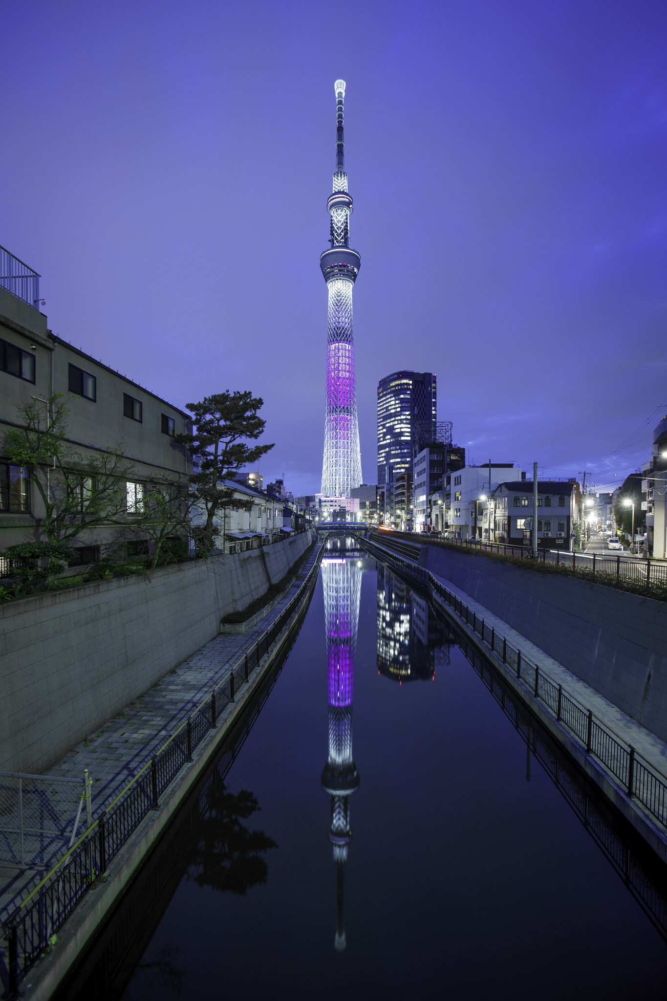 Sony a7 + Canon EF 16-35mm F2.8L USM sample photo. Japan photography