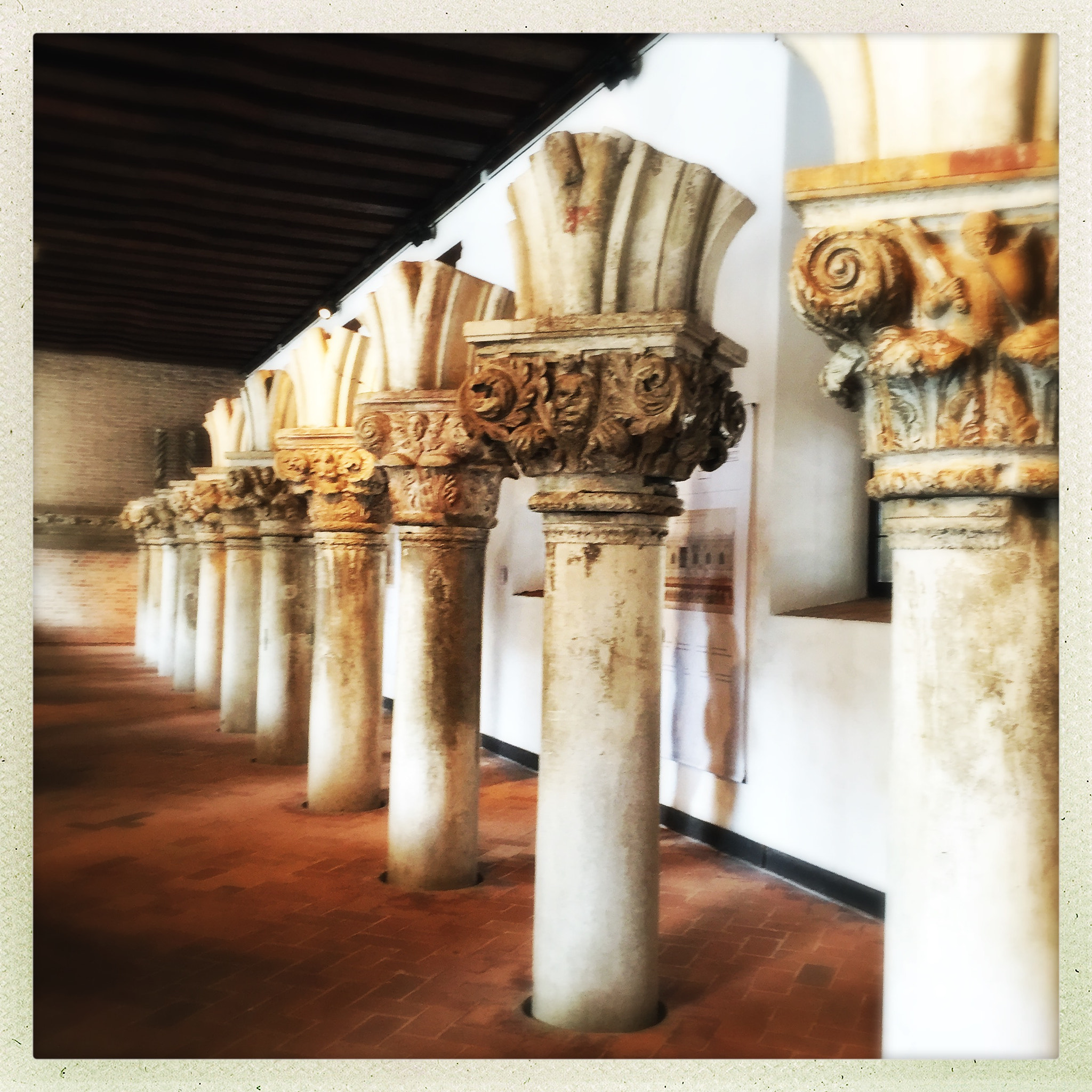 Hipstamatic 302 sample photo. Italian columns photography