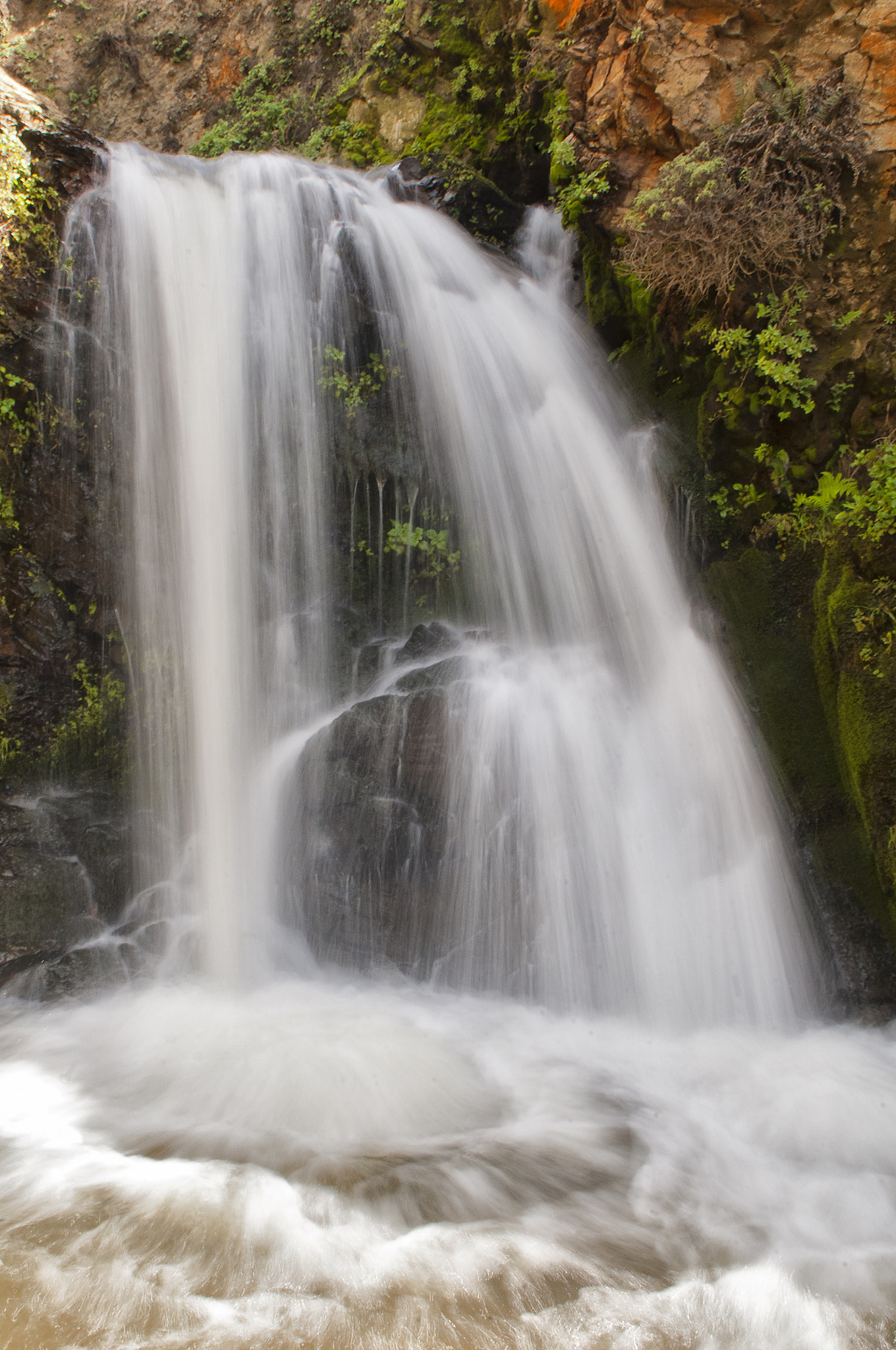 Nikon D300 + Sigma 24-70mm F2.8 EX DG Macro sample photo. Alamere falls photography