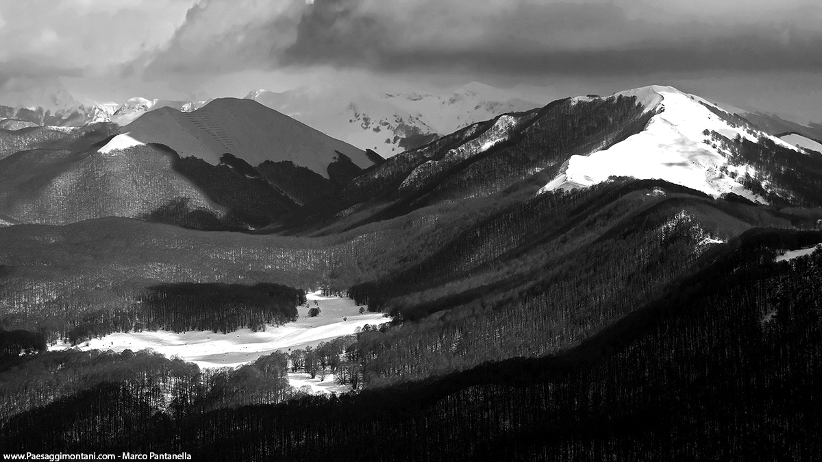 Pentax K20D + Pentax smc DA 16-45mm F4 ED AL sample photo. View from tranquillo mountain photography