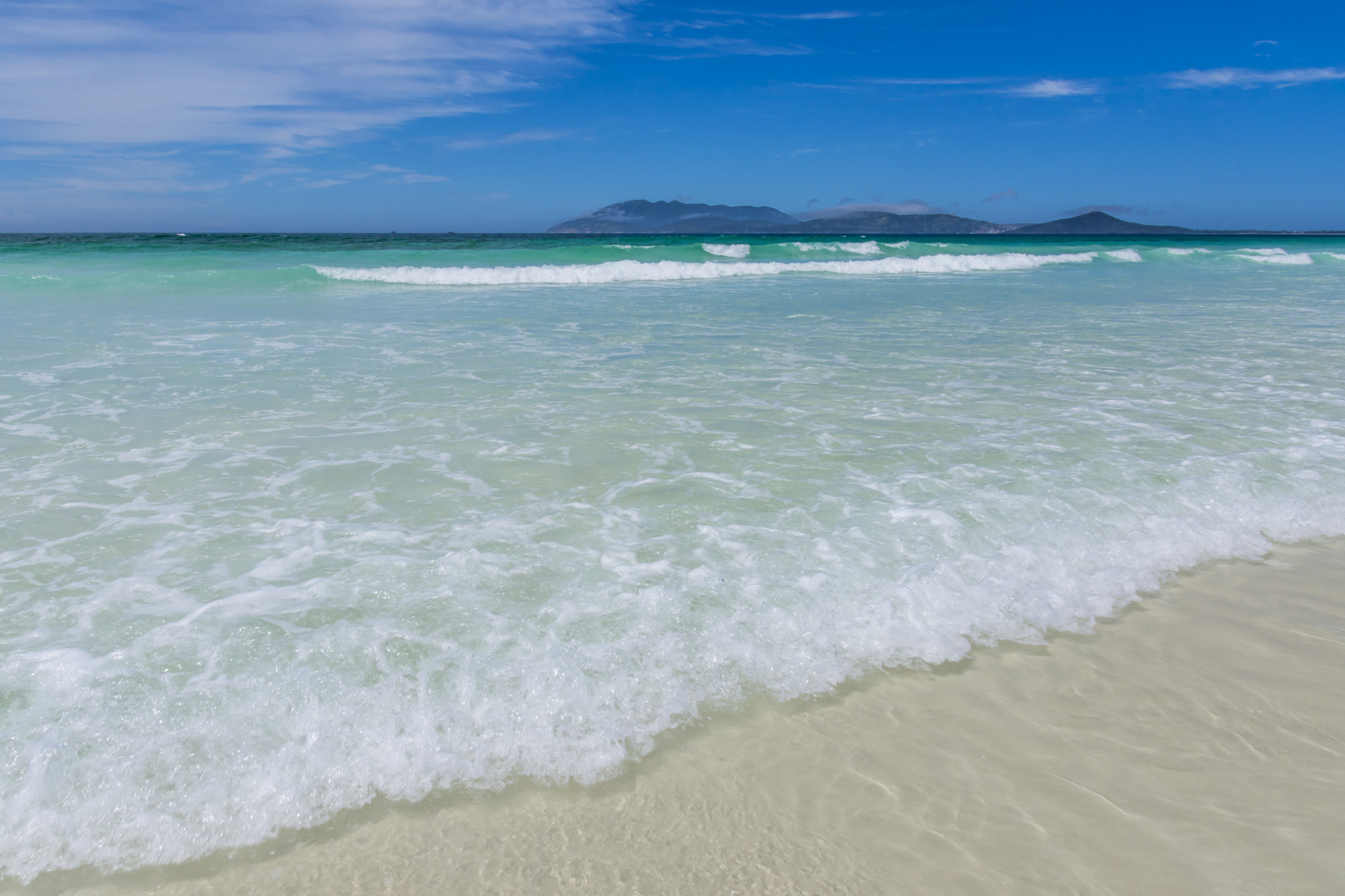 Sigma 17-70mm F2.8-4 DC Macro OS HSM sample photo. Turquoise water at brazil beach photography