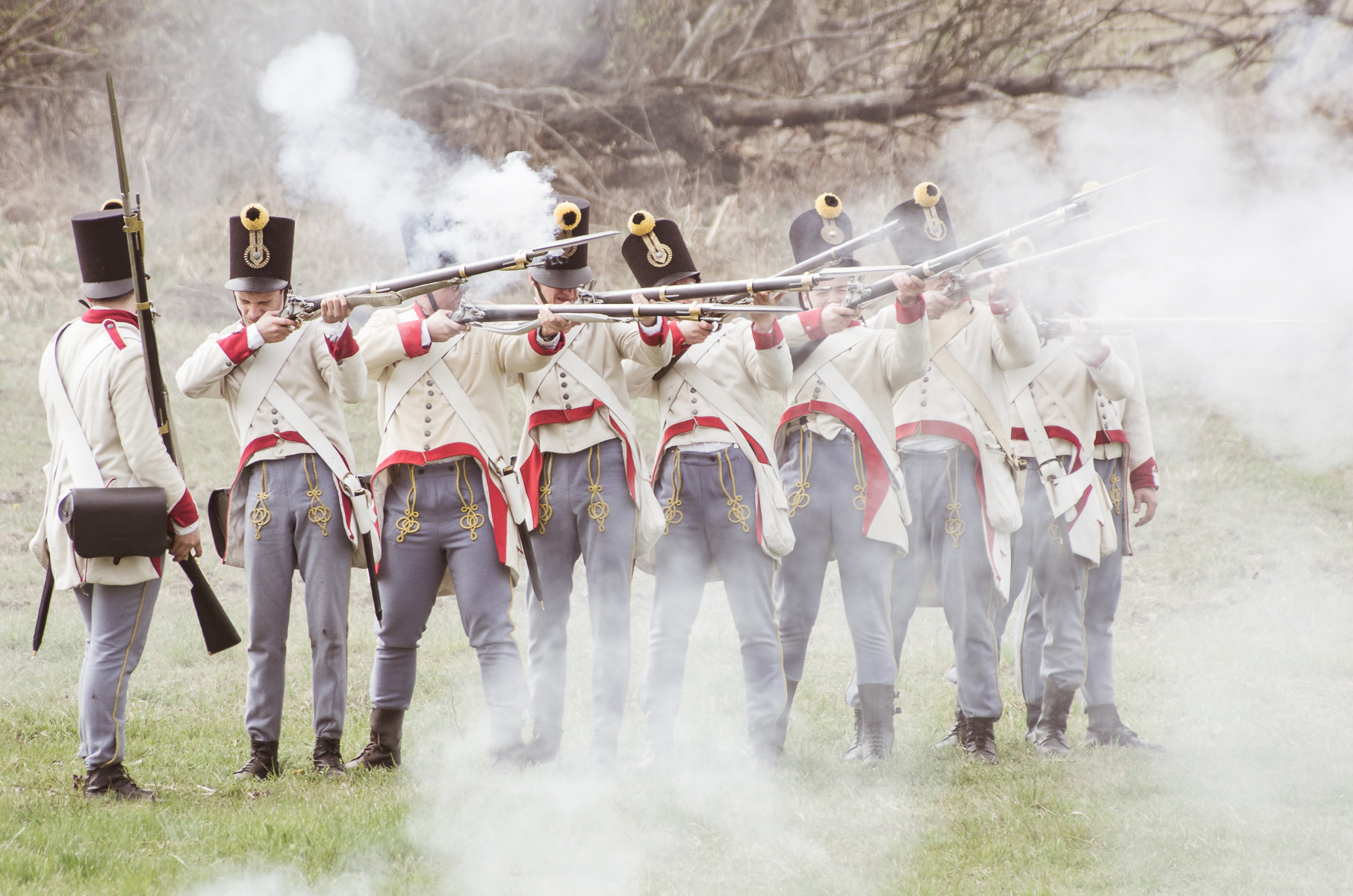 Pentax K-5 + Pentax smc DA* 60-250mm F4.0 ED (IF) SDM sample photo. Troops in battle #2 photography