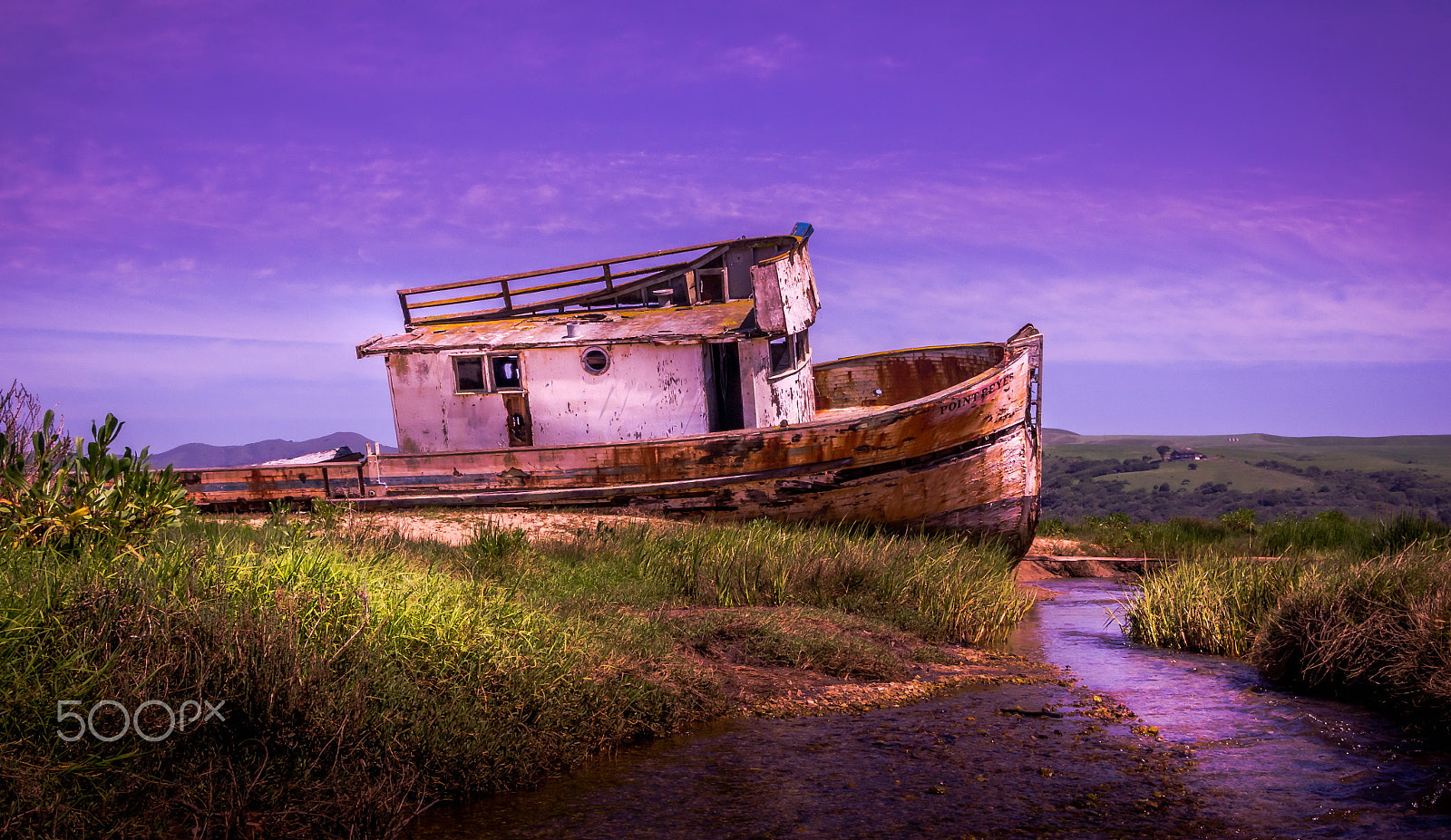 Sony Alpha DSLR-A580 sample photo. Iconic point reyes shipwreck photography