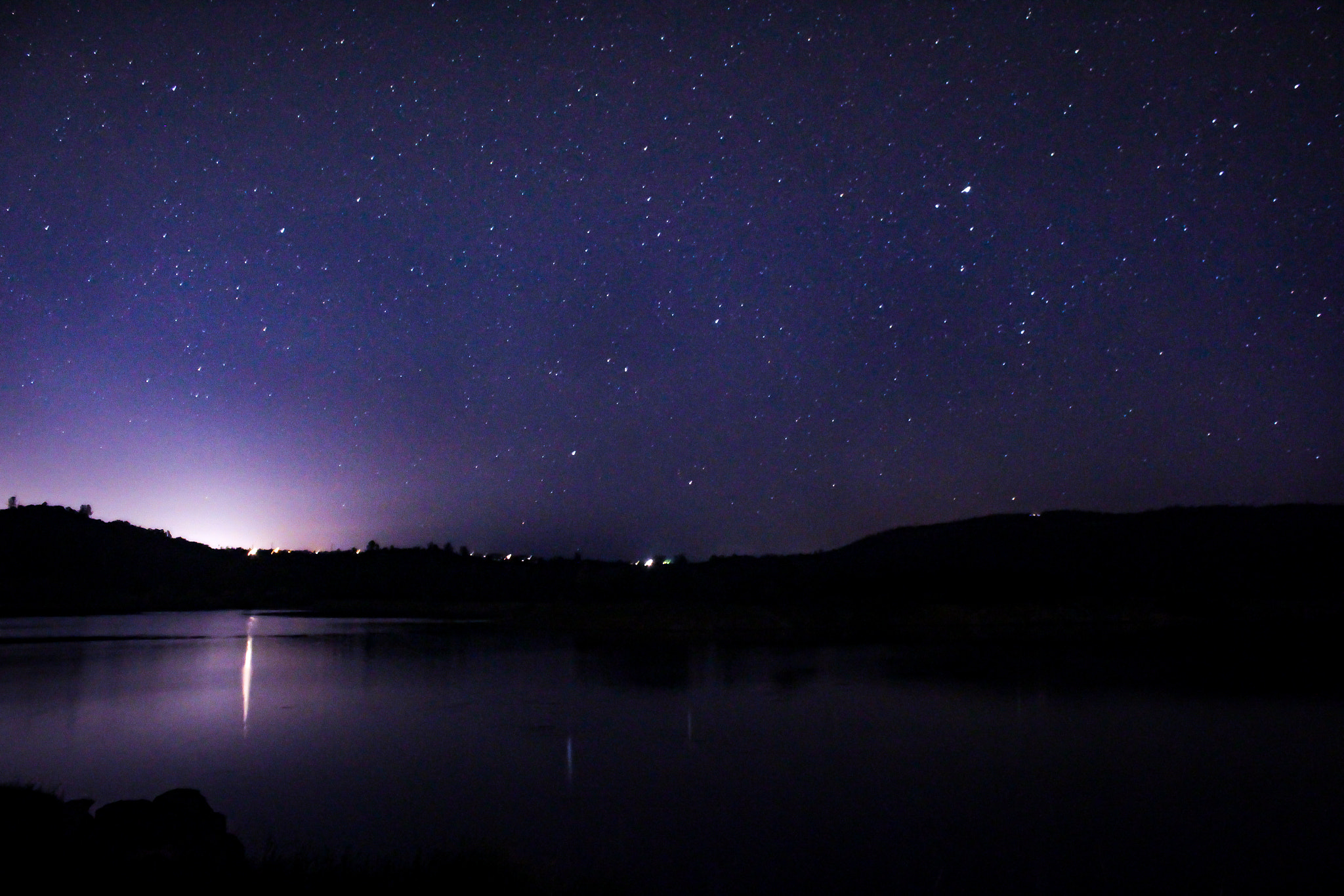 Canon EOS 650D (EOS Rebel T4i / EOS Kiss X6i) sample photo. Let the night light the way. photography