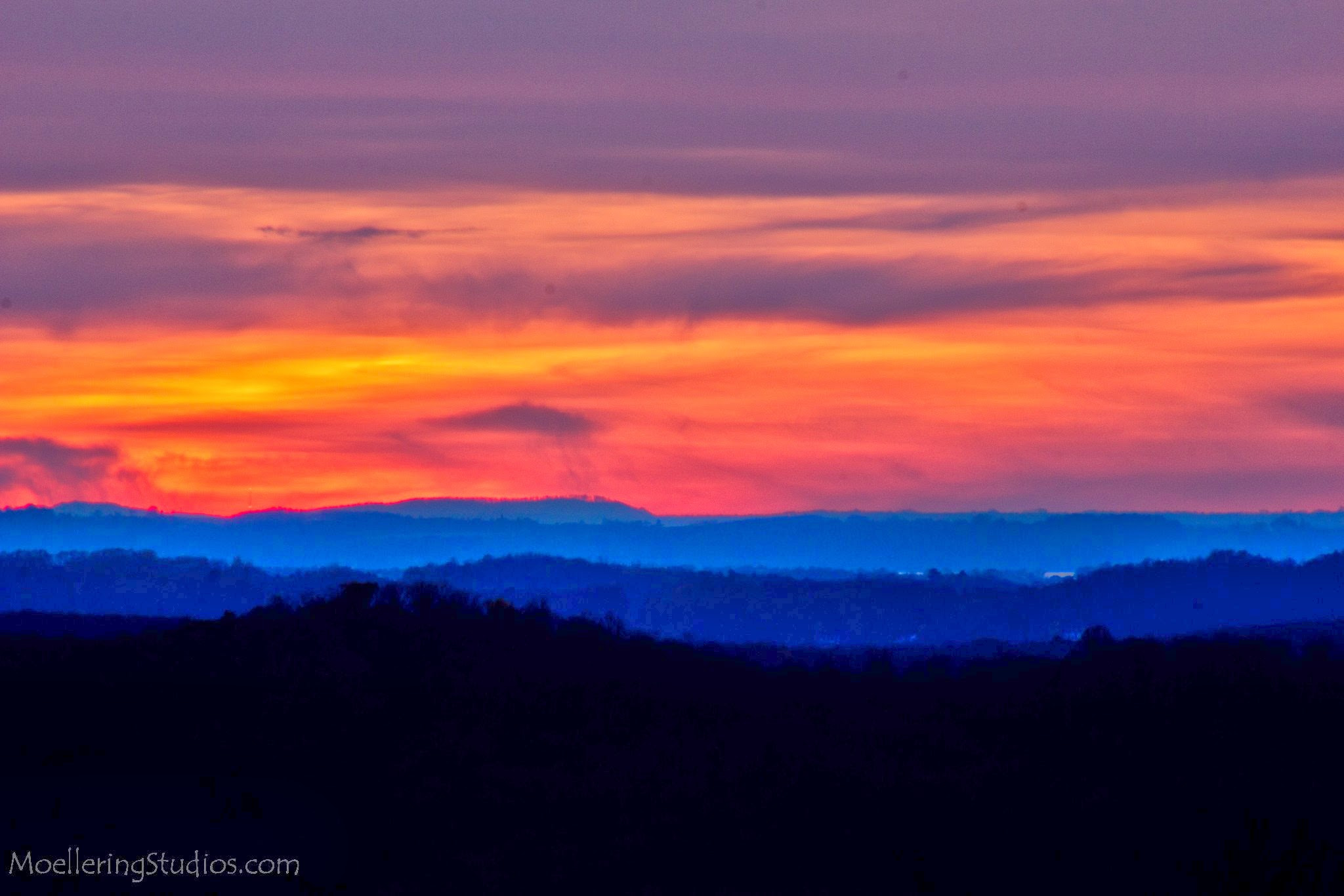 Canon EOS 550D (EOS Rebel T2i / EOS Kiss X4) sample photo. Michigan sunset photography