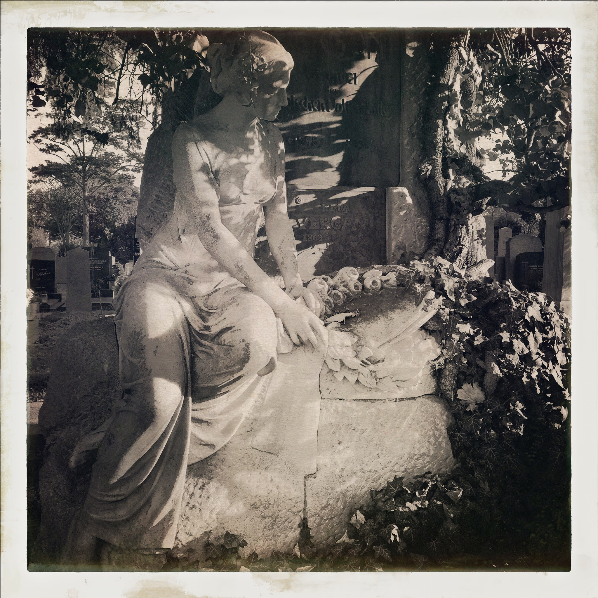 Hipstamatic 302 sample photo. Angels vigil photography