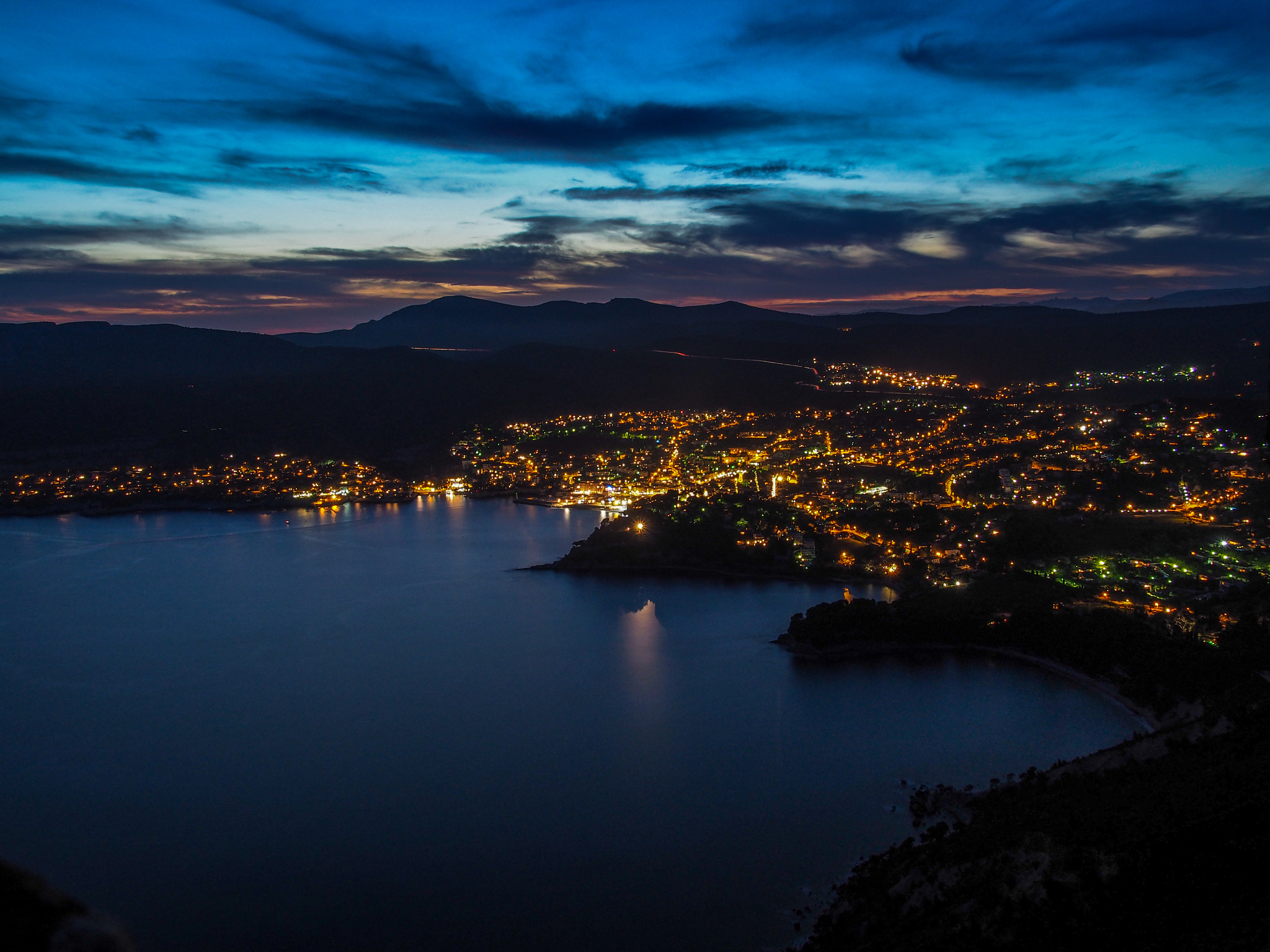 Tamron 14-150mm F3.5-5.8 Di III sample photo. Cassis la nuit photography