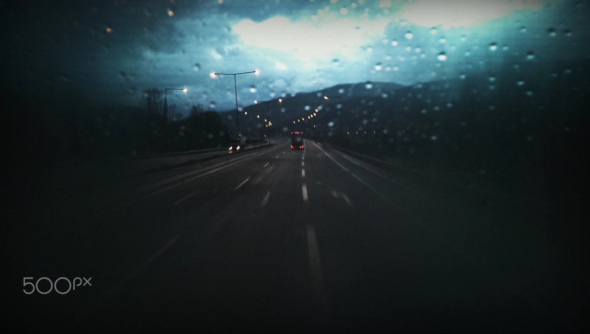 HTC ONE MINI sample photo. Lost highway - rainy weather photography