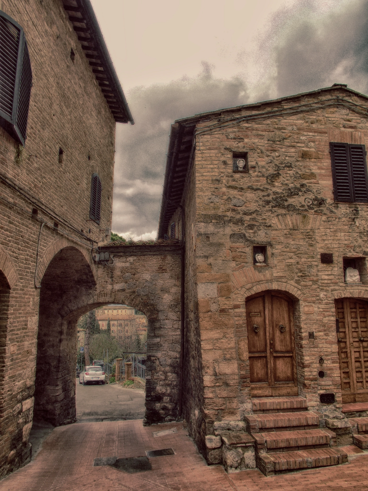 Fujifilm FinePix S8500 sample photo. Scorci toscani photography