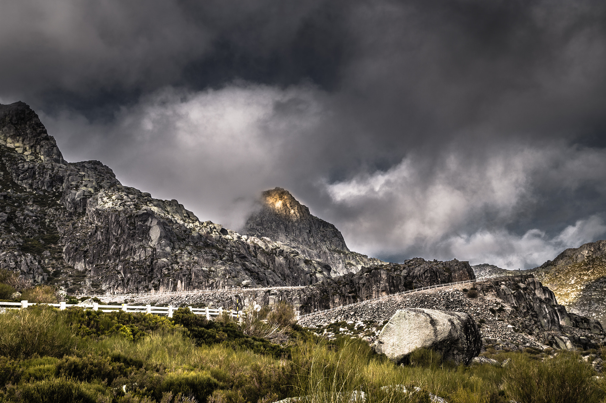Sony DT 16-105mm F3.5-5.6 sample photo. Shadows on the mountain. photography