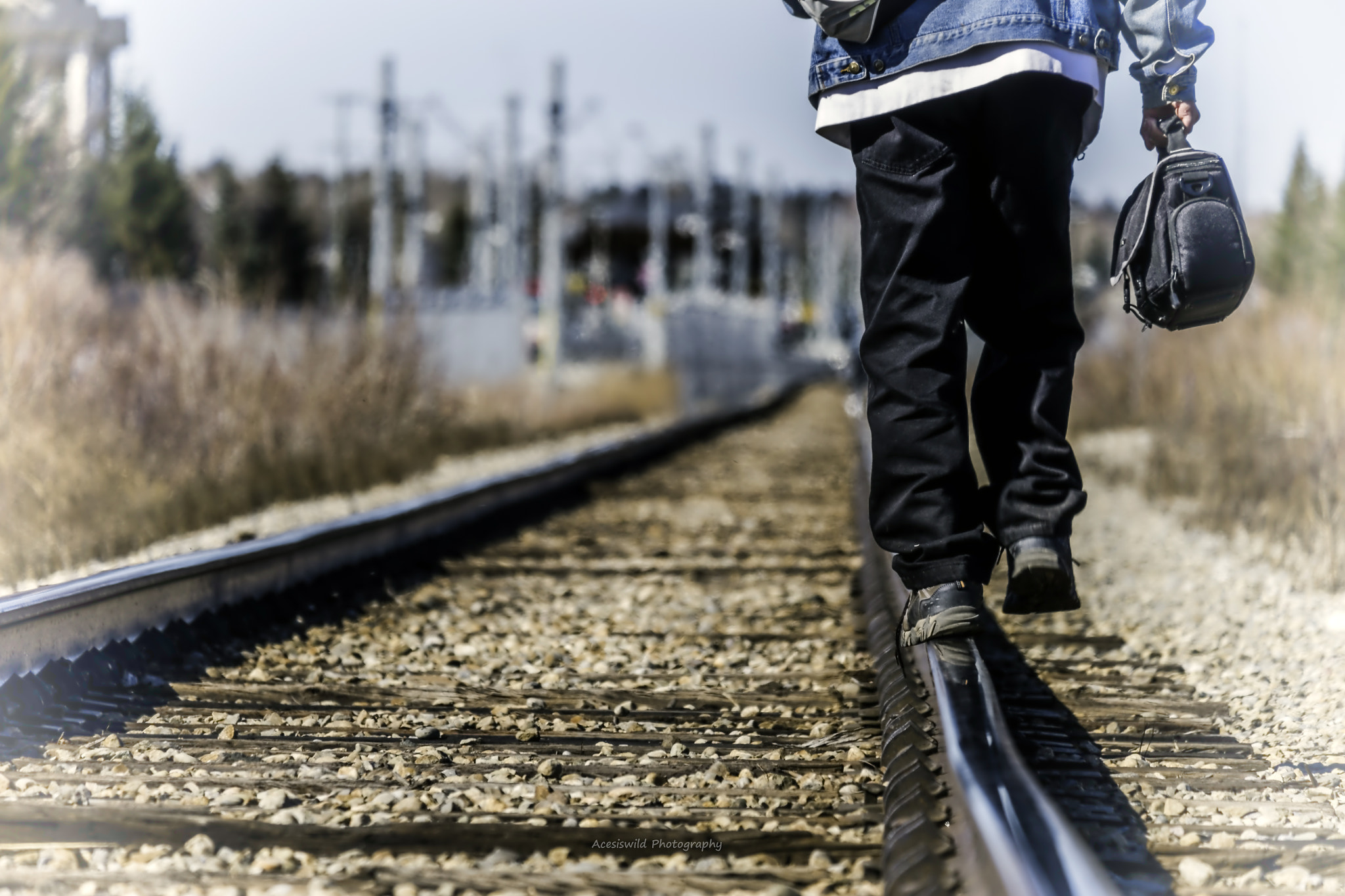 Fujifilm X-A1 + Fujifilm XC 50-230mm F4.5-6.7 OIS sample photo. A walk to nowhere photography