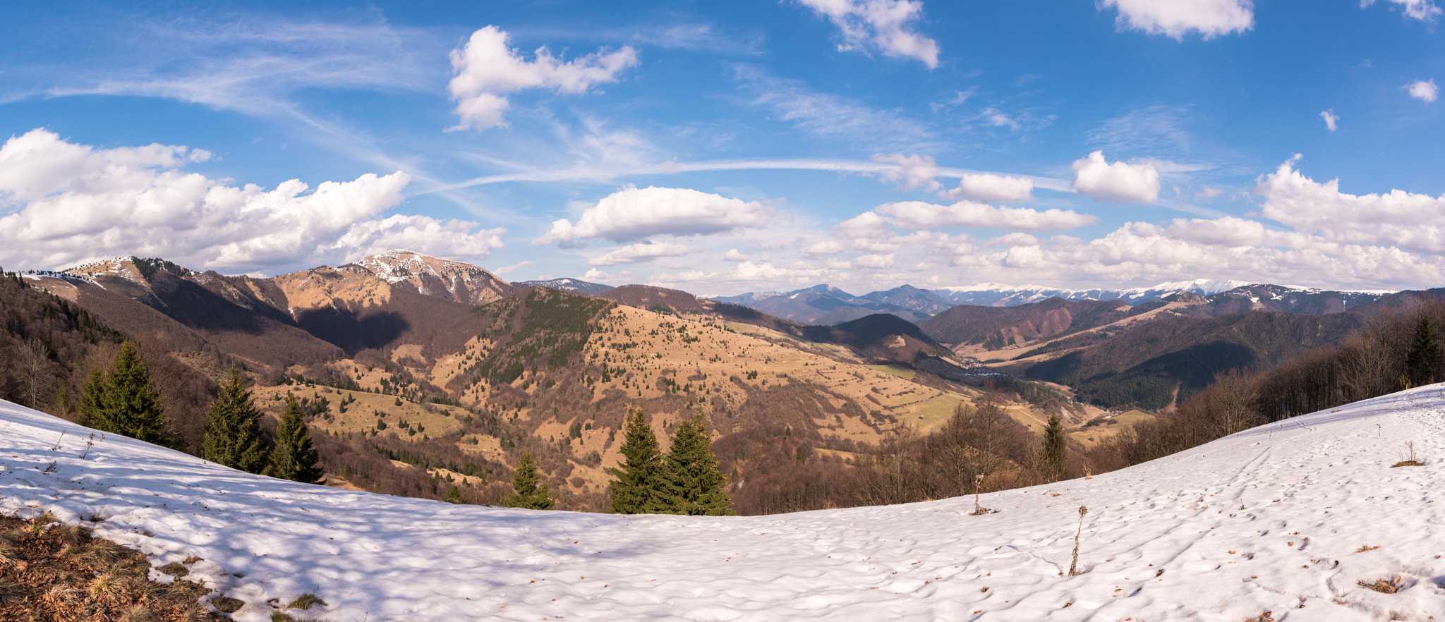 Sigma 17-70mm F2.8-4 DC Macro OS HSM | C sample photo. Greater fatra panorama photography