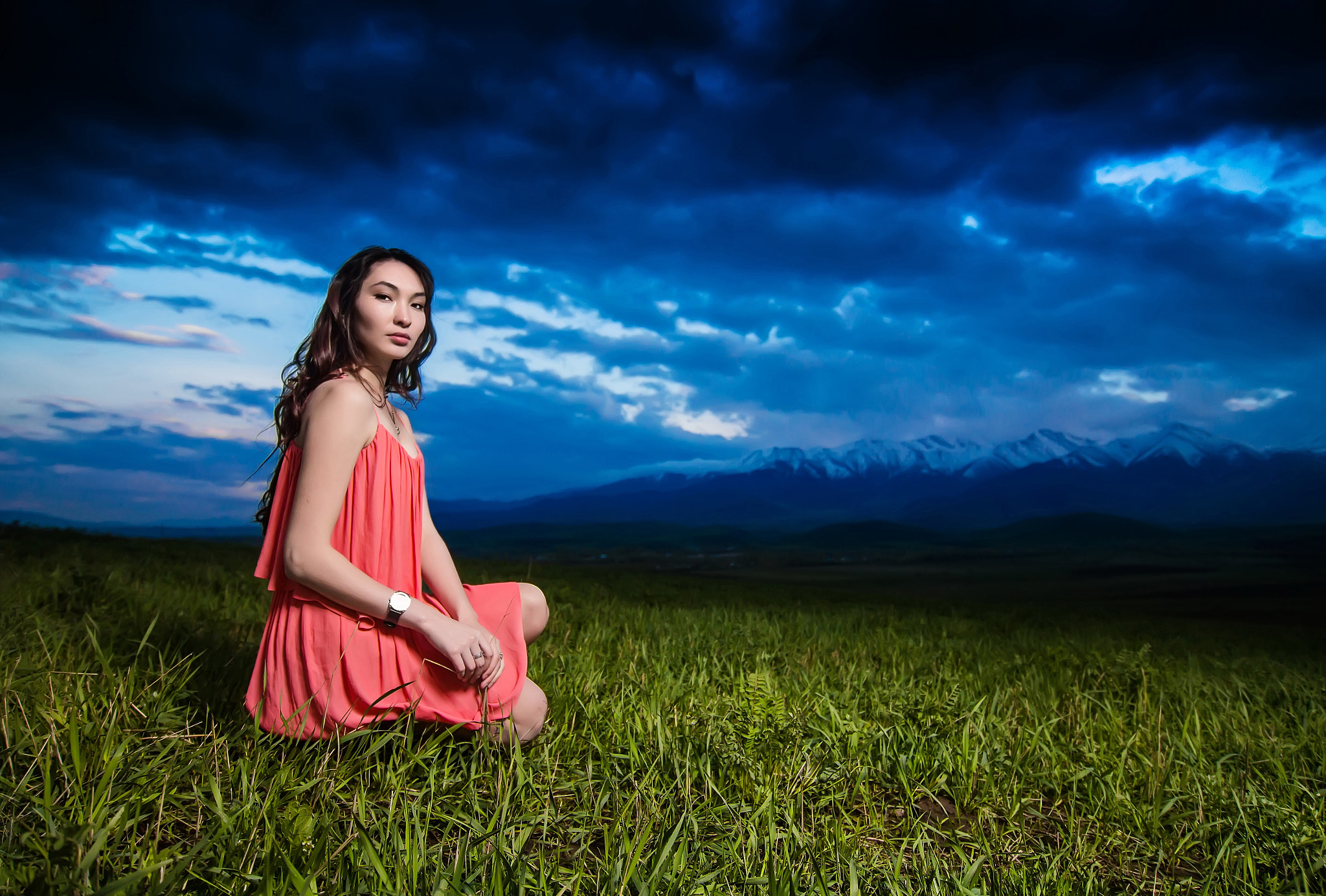 Tokina AT-X Pro 12-24mm F4 (IF) DX sample photo. Portrait of kyrgyz girl photography