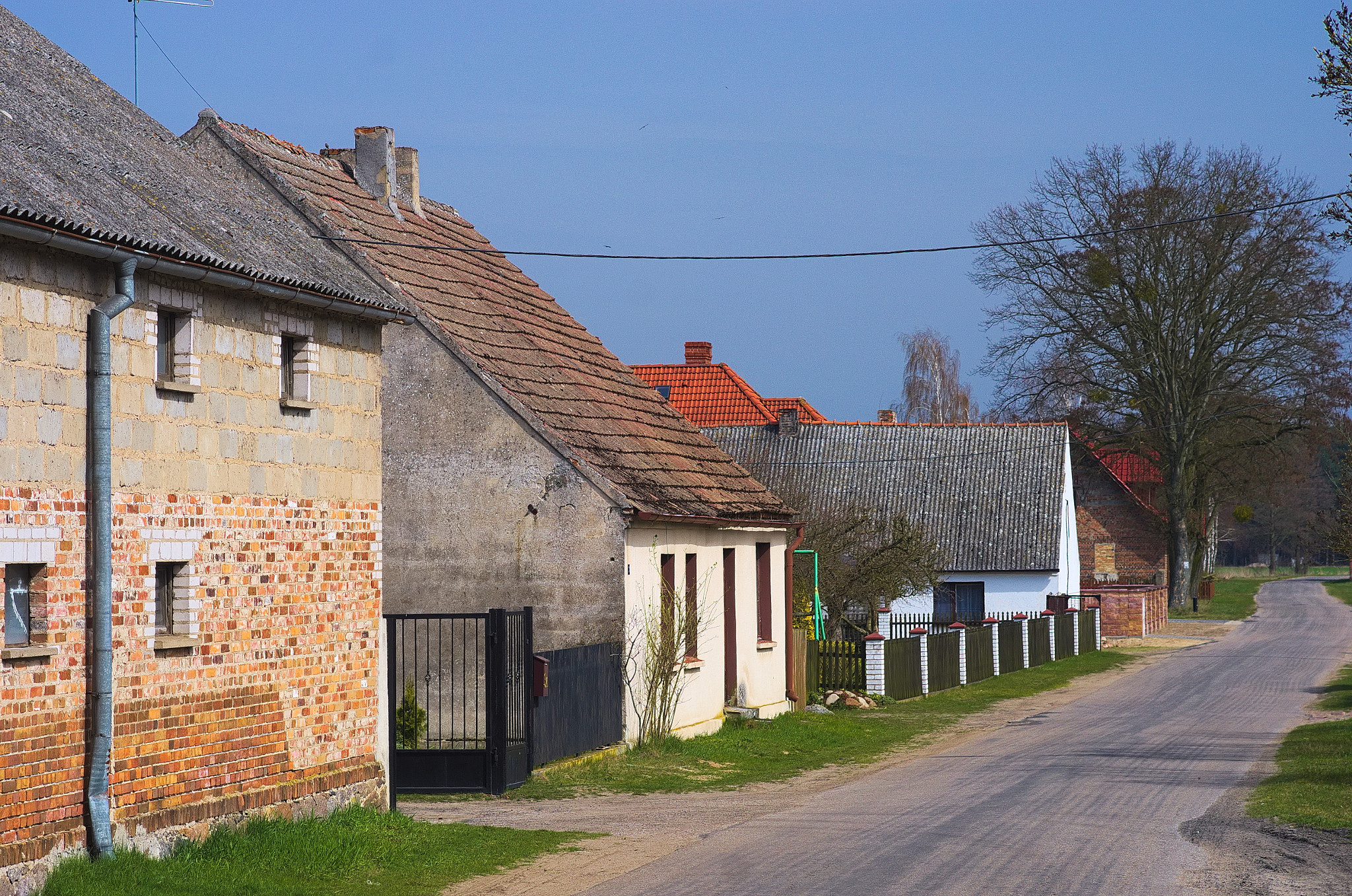 Pentax K-5 sample photo. Houses in lubowo photography