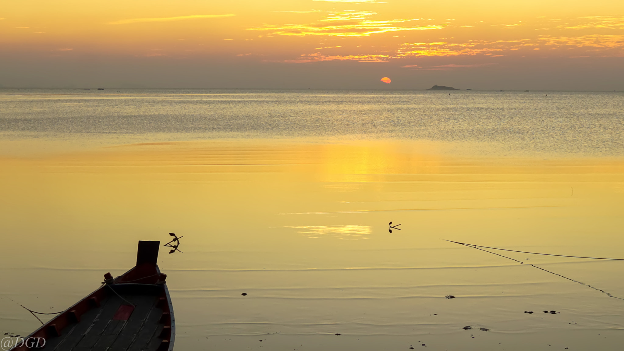 Sony a5100 + Sigma 19mm F2.8 EX DN sample photo. Koh phangan sunset photography