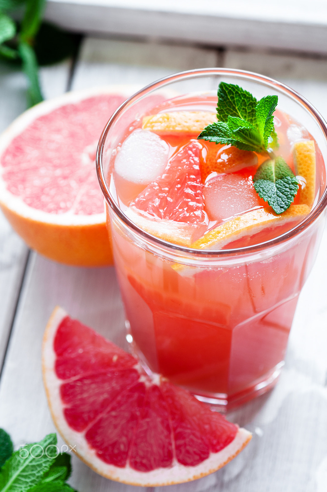 Nikon D300S + Nikon AF Micro-Nikkor 60mm F2.8D sample photo. Citrus drink photography