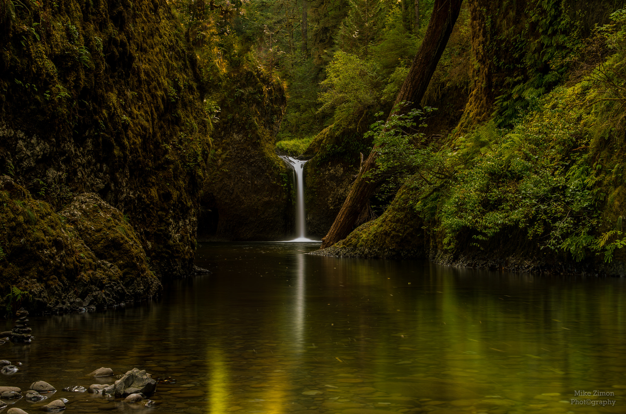 Pentax smc DA* 16-50mm F2.8 ED AL (IF) SDM sample photo. Punchbowl falls photography