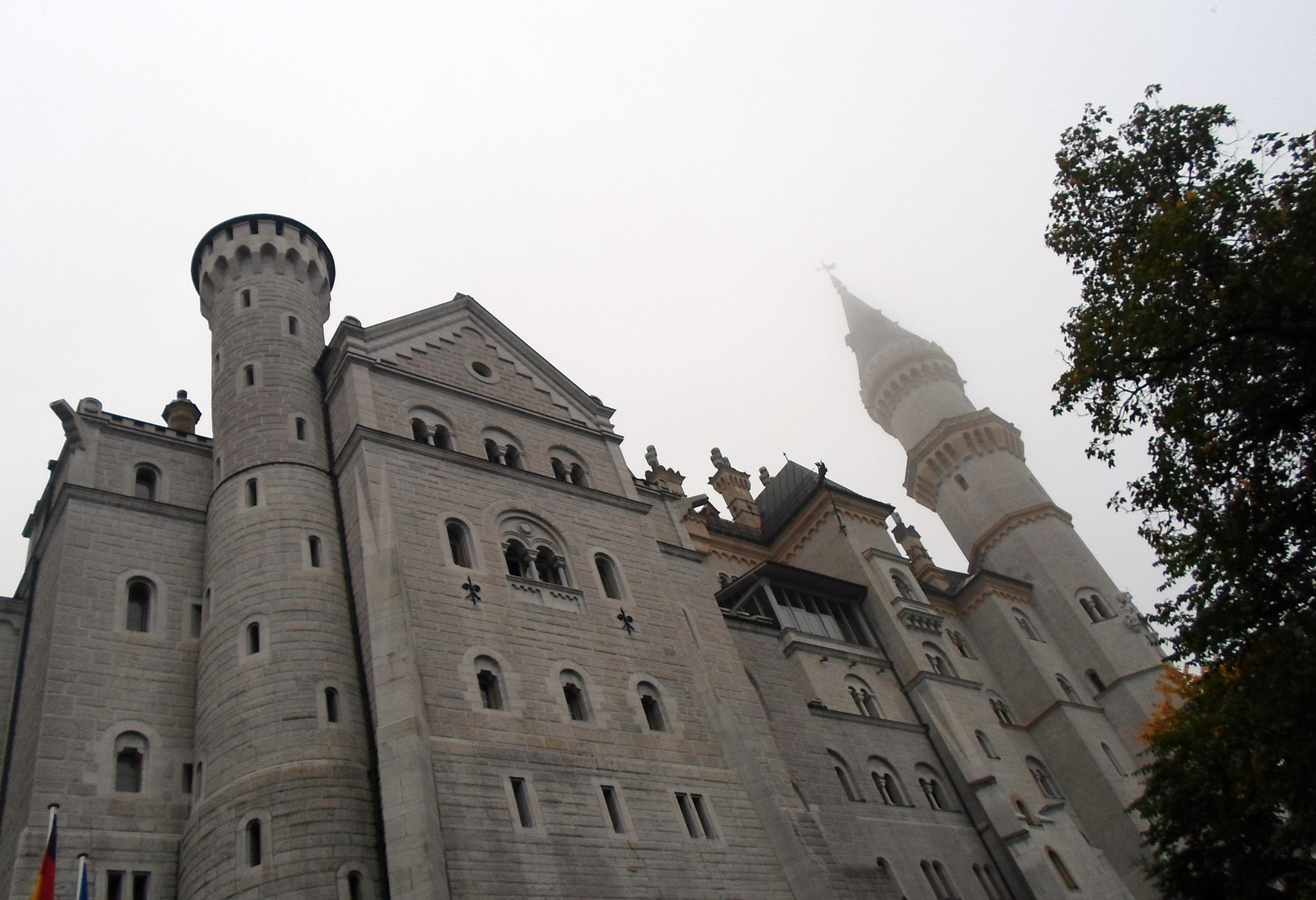 Samsung ST77 / ST79 sample photo. Castle neuschwanstein photography