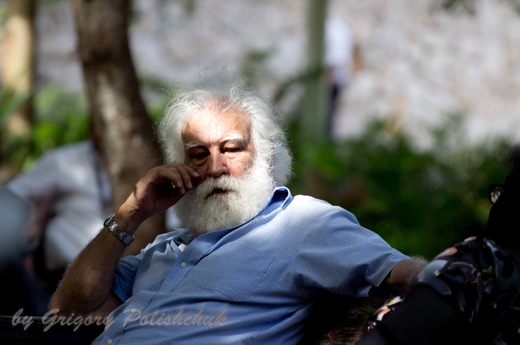 Sony Alpha DSLR-A580 sample photo. Half an hour till the flight photography