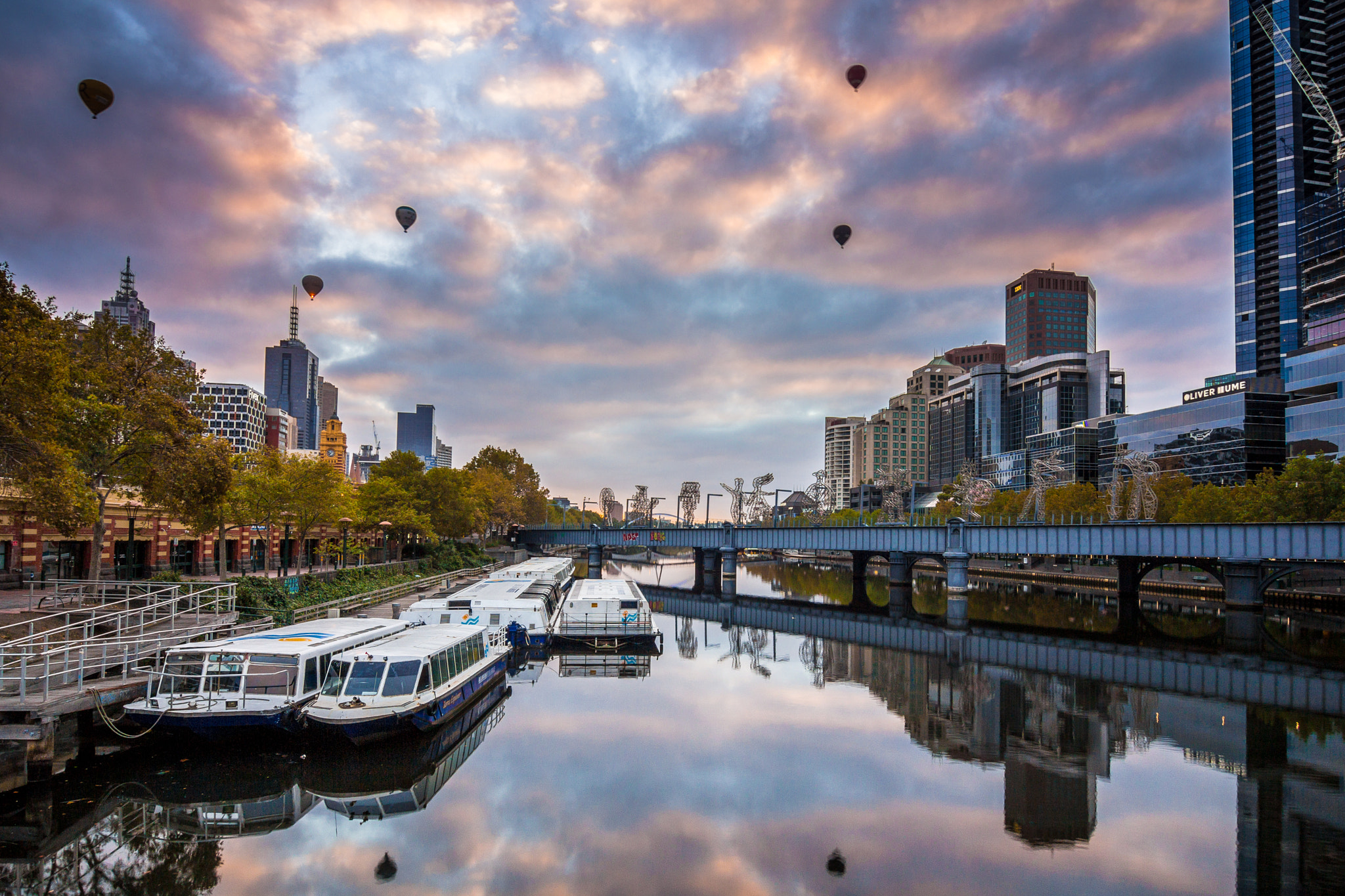Tokina AT-X 12-28mm F4 Pro DX sample photo. Balloons over yarra river photography