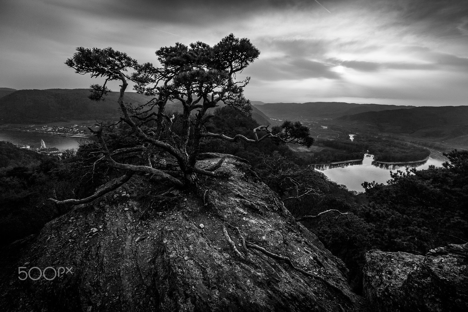 Sigma 8-16mm F4.5-5.6 DC HSM sample photo. Sentinel photography
