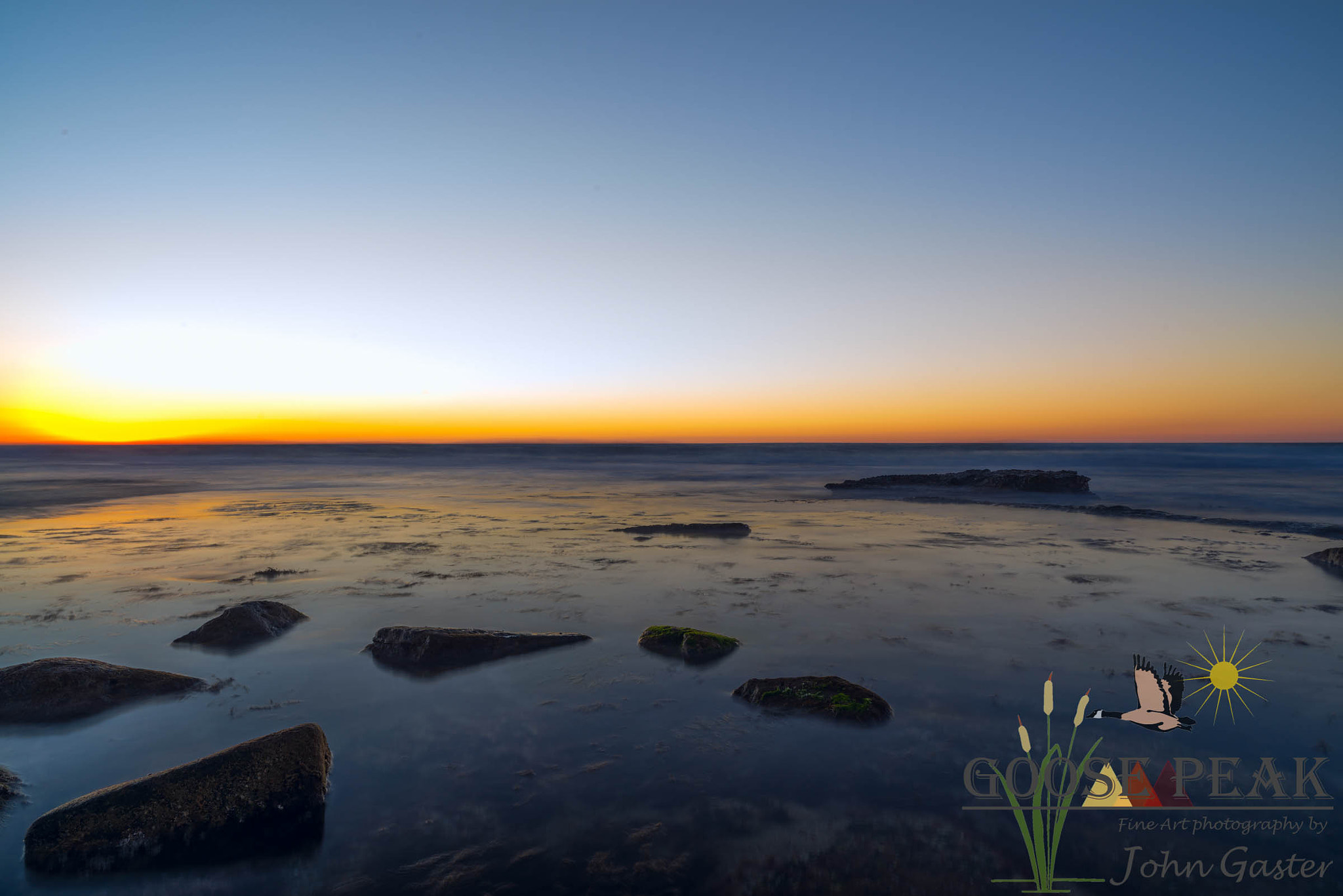 Sony a7R + ZEISS Batis 25mm F2 sample photo. Twilight tidepool photography