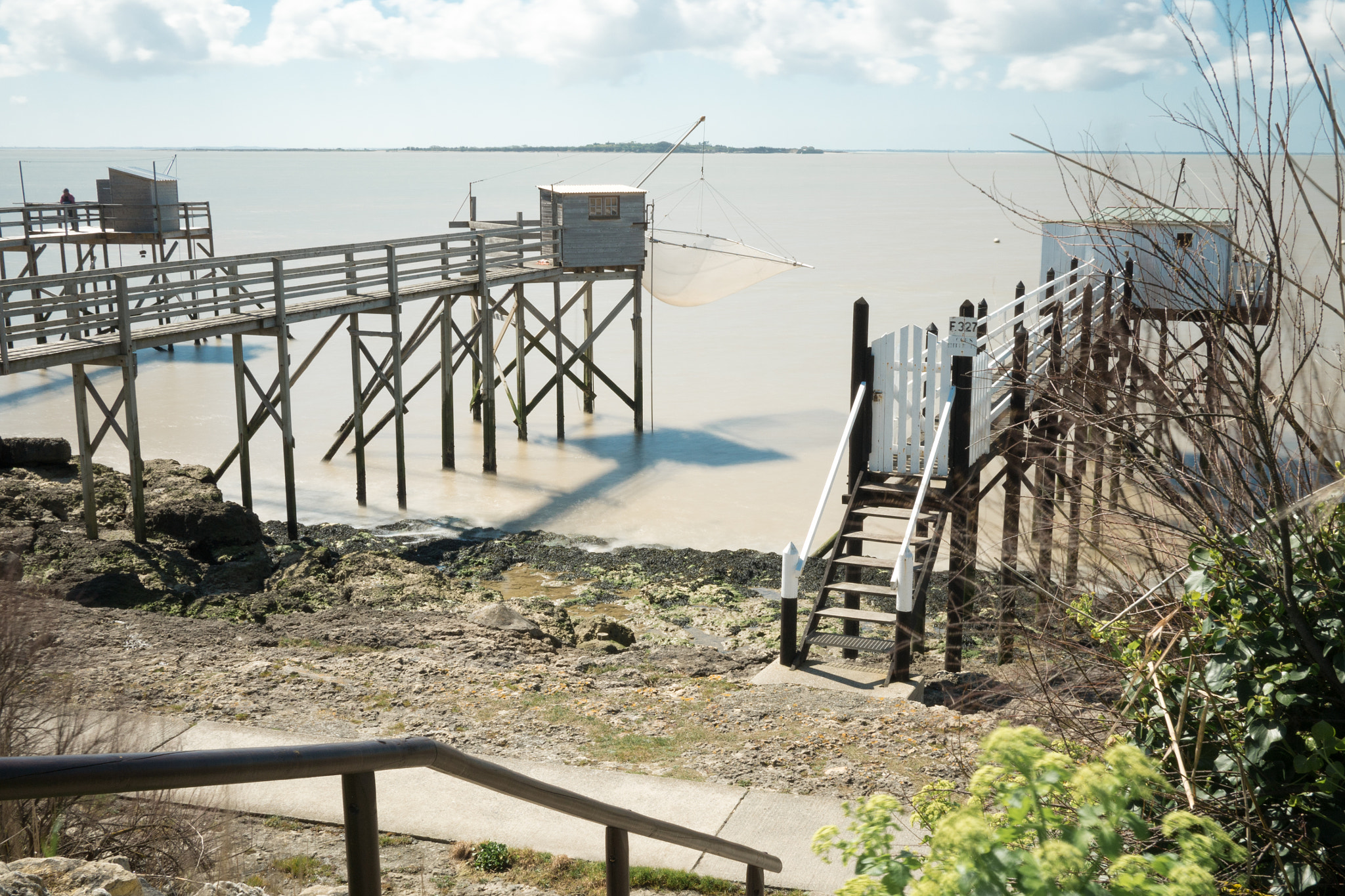 Panasonic Lumix DMC-G7 + LUMIX G 20/F1.7 II sample photo. Fishing cabins @fouras, france photography
