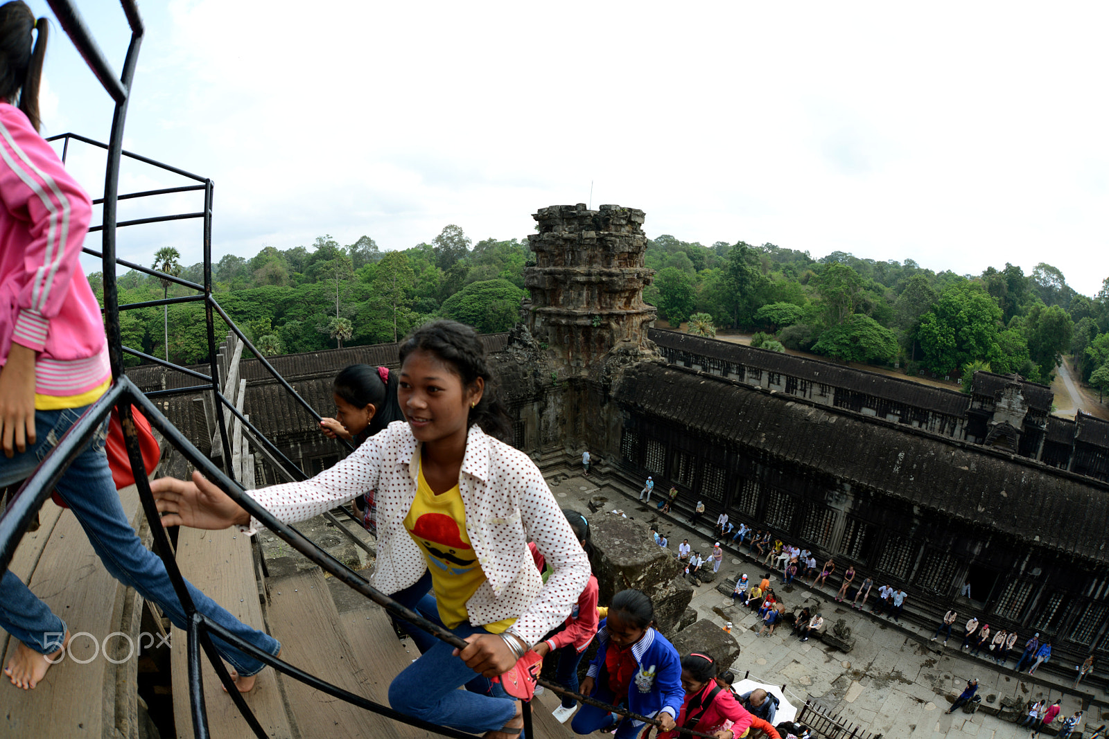 Nikon D800 + Sigma 15mm F2.8 EX DG Diagonal Fisheye sample photo. Asia cambodia angkor wat photography