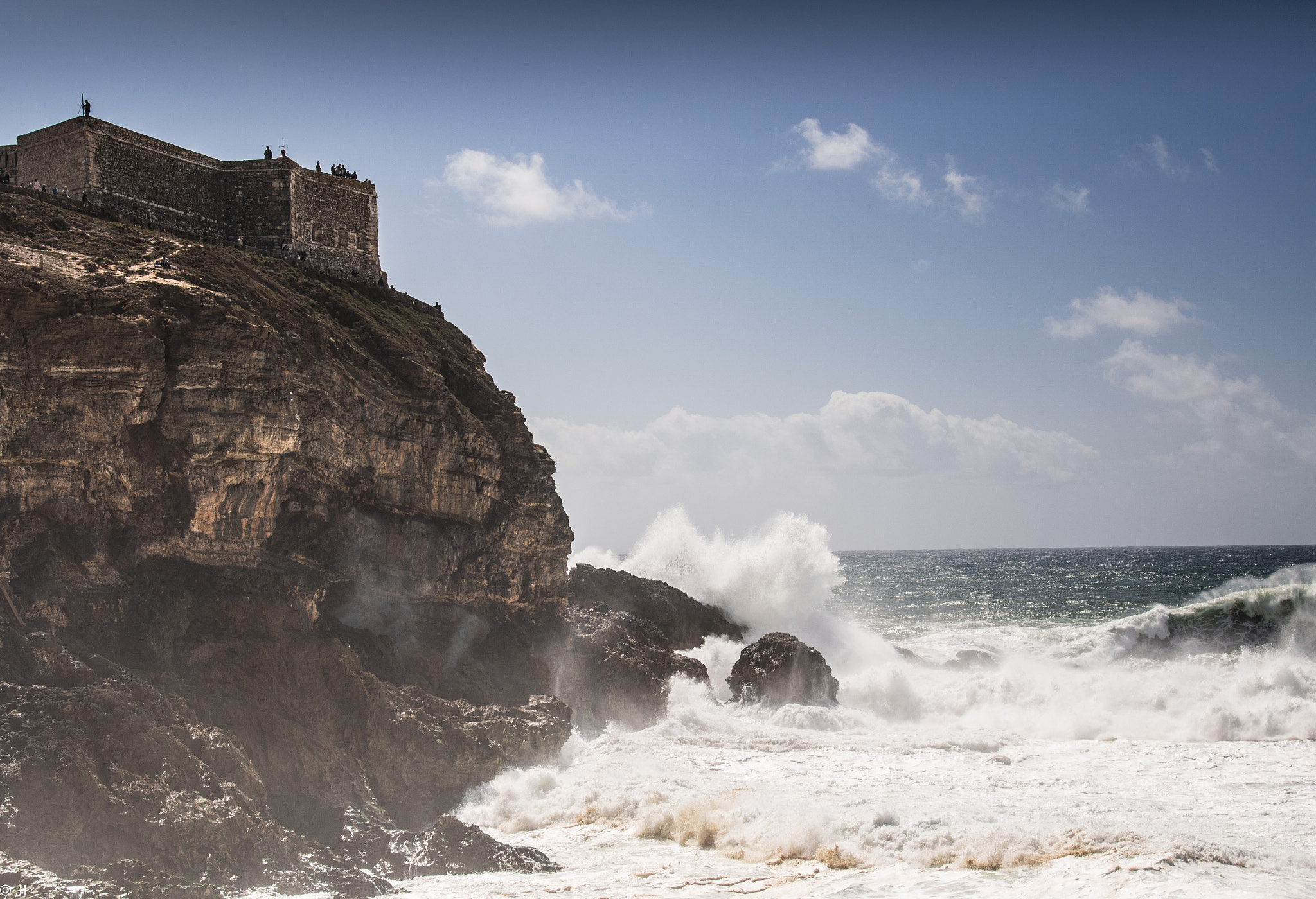 Olympus OM-D E-M5 + Tamron 14-150mm F3.5-5.8 Di III sample photo. Coast nazaré photography