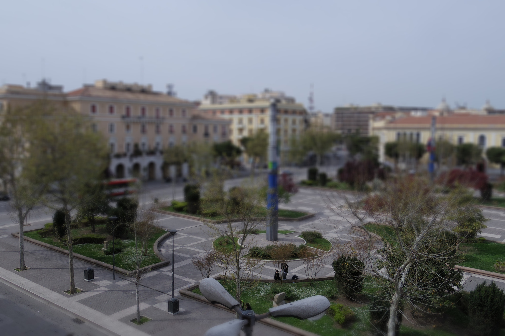 Pentax 02 Standard Zoom sample photo. Piazzale italia photography