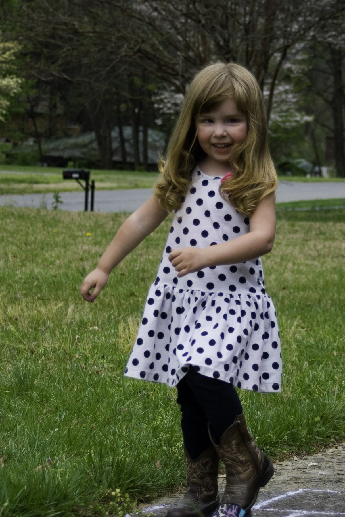 AF Zoom-Nikkor 28-80mm f/3.5-5.6D sample photo. Joy of easter photography