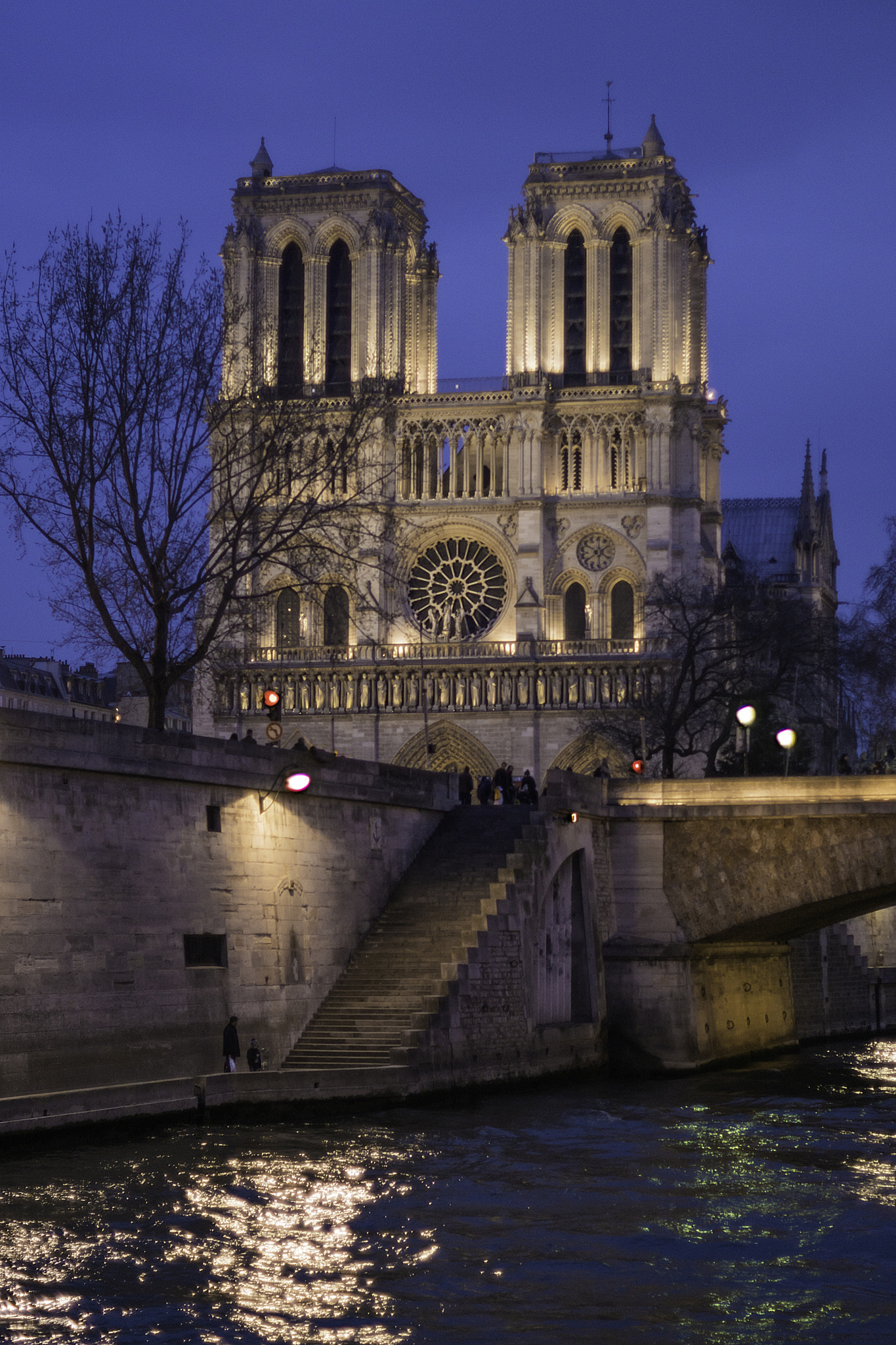 Sony ILCA-77M2 + Sony 50mm F1.4 sample photo. Notre dame photography