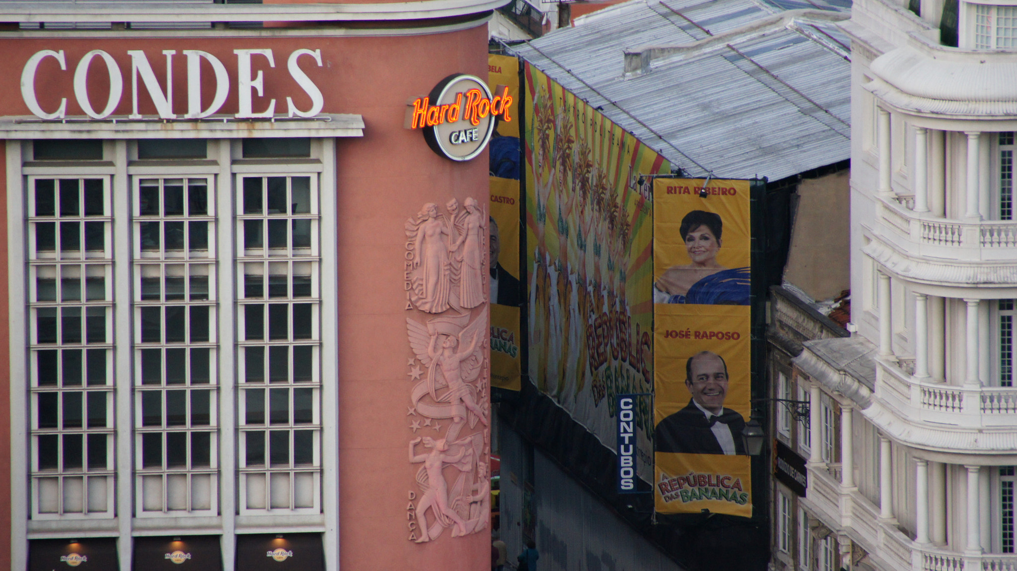 Sony SLT-A55 (SLT-A55V) sample photo. Old cinema condes, lisboa. photography