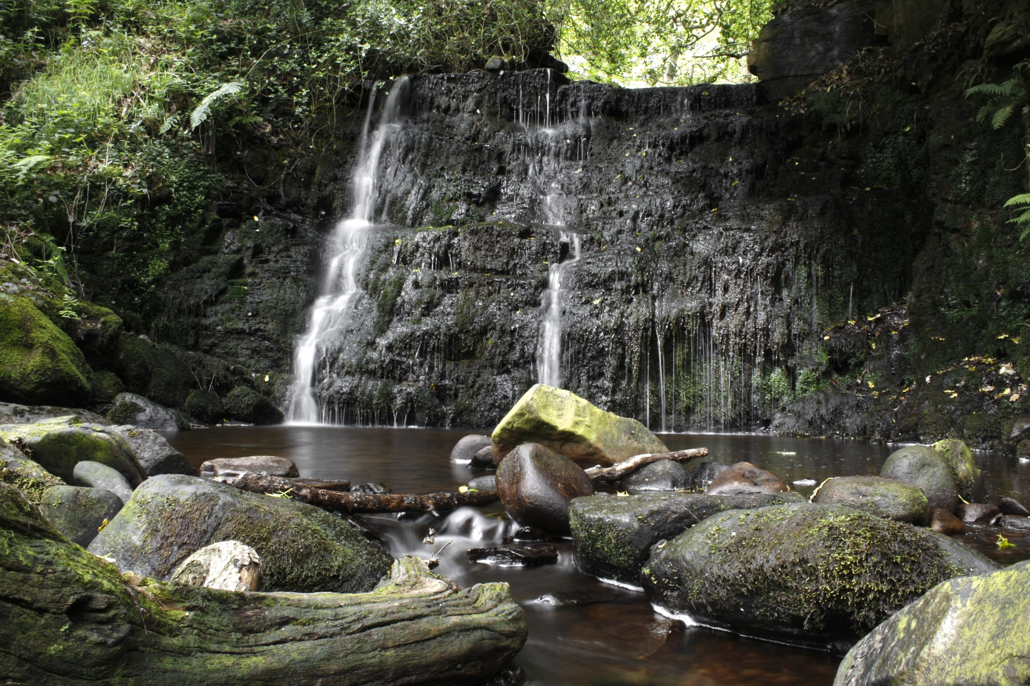 Canon EF-S 18-55mm F3.5-5.6 sample photo. Tigers clough waterfall photography