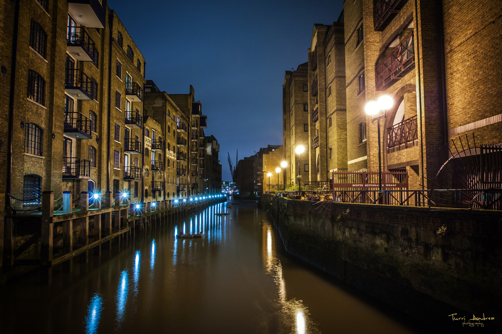 Sigma 10-20mm F3.5 EX DC HSM sample photo. Southwark canal view photography
