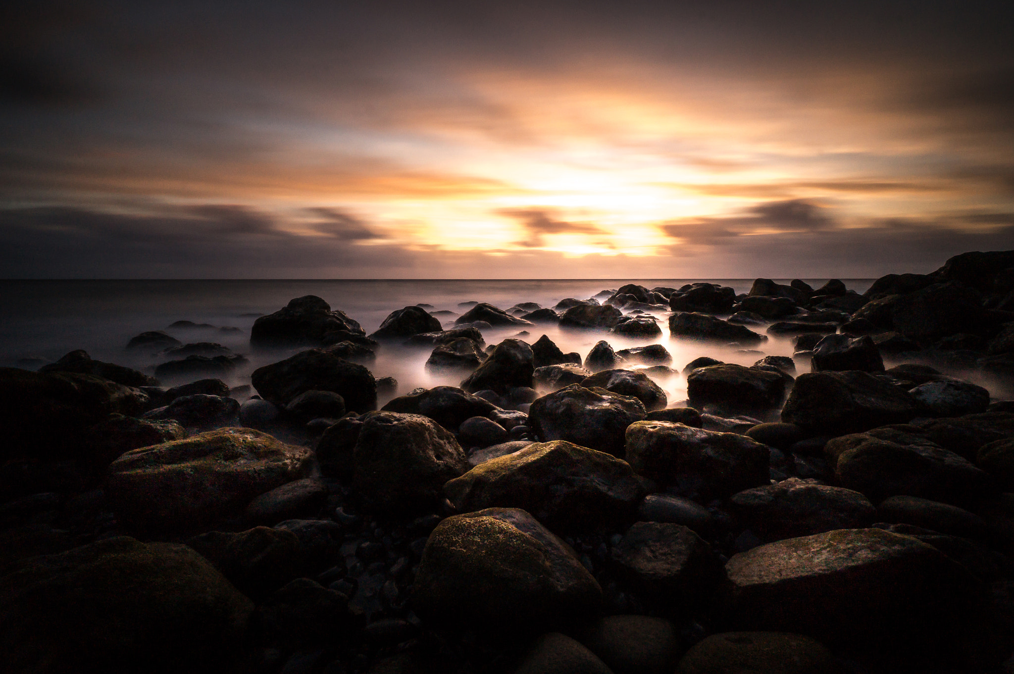 Sony Alpha NEX-6 + Sony E 10-18mm F4 OSS sample photo. Sunset madeira photography