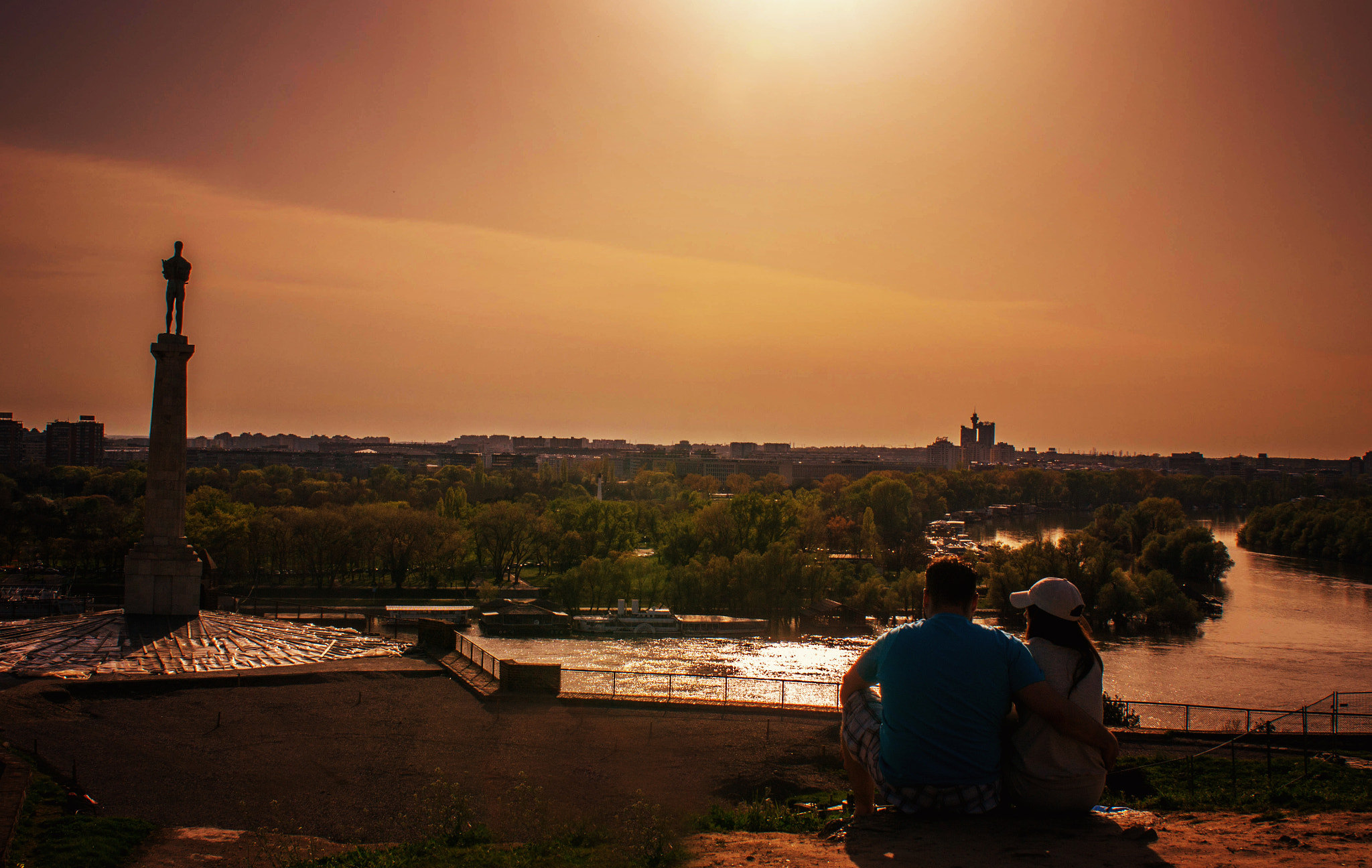 AF Zoom-Nikkor 28-200mm f/3.5-5.6D IF sample photo. Beautiful view from the fortress photography