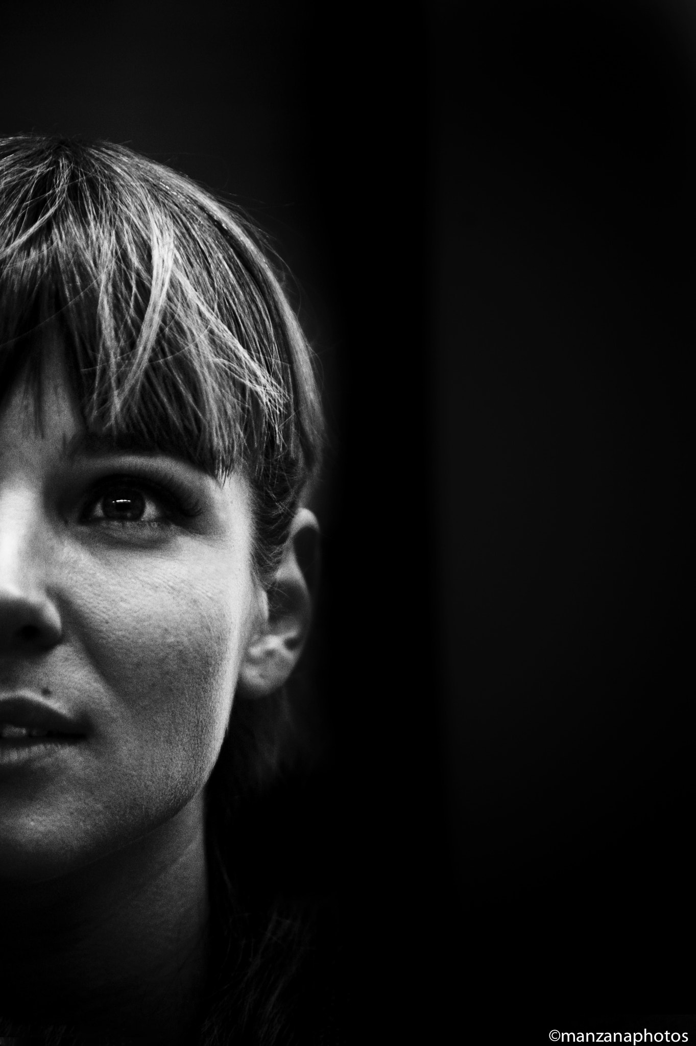 Canon EOS-1D Mark II sample photo. Elsa pataky photography